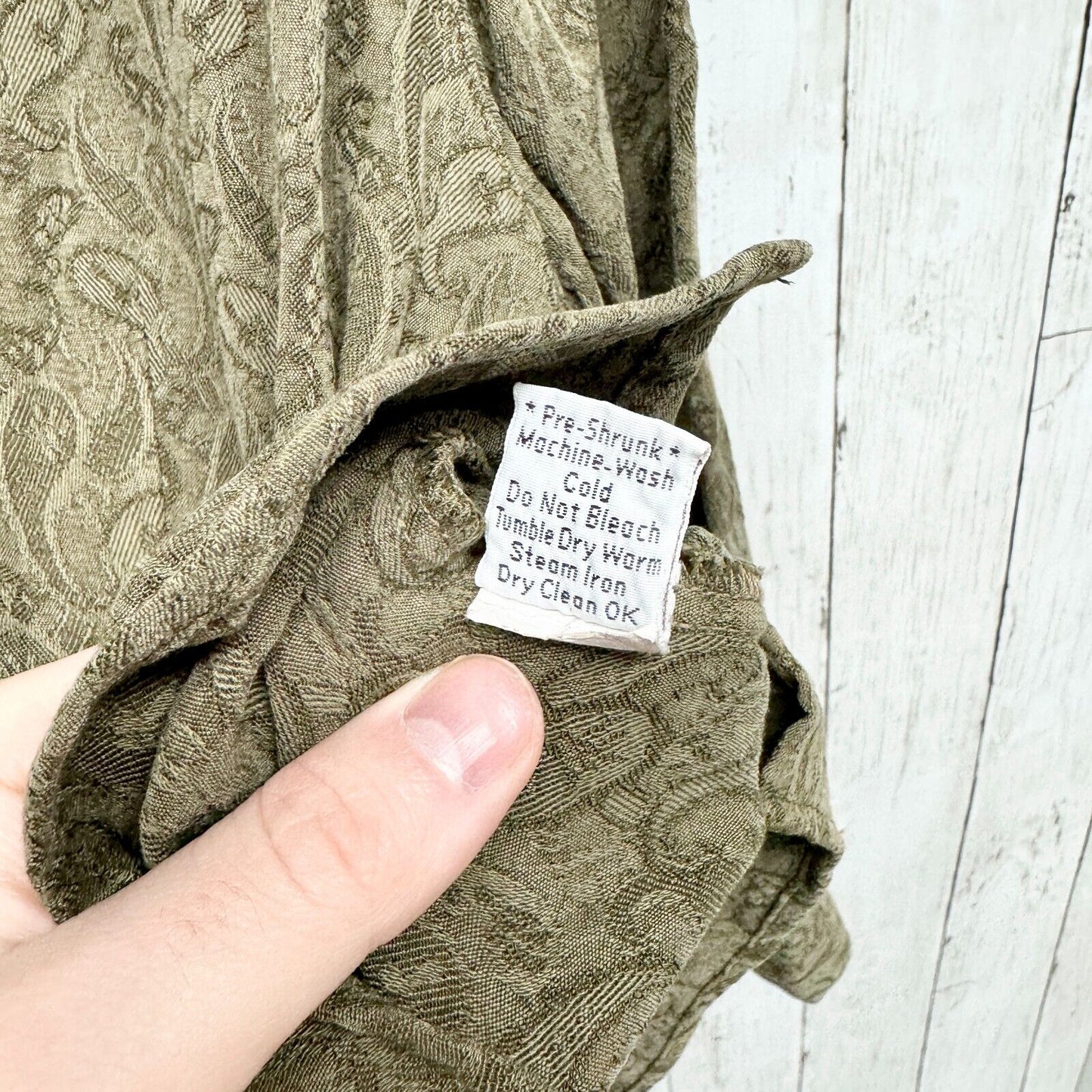 TIANELLO Button Up Women Size 1/XS-S Green VTG Paisley Long Sleeve 100% Tencel