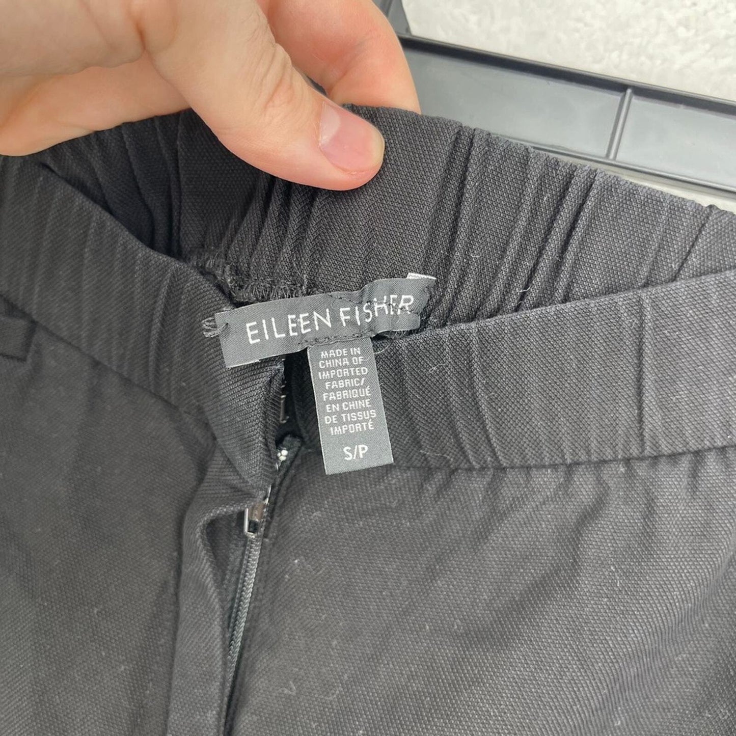 Eileen Fisher Black Trousers 100% Tencel Lyocell Mid Rise Pants Size Small