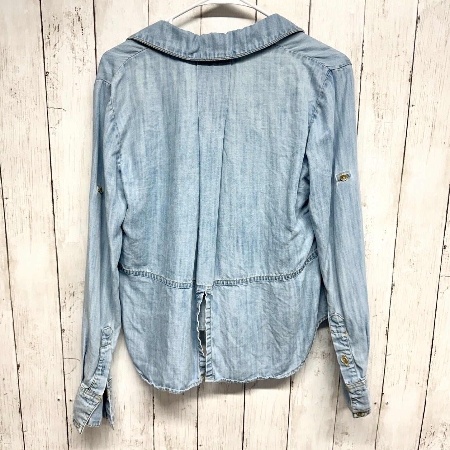 Cloth & Stone Women's Small Long Sleeve Chambray Shirt Split Back Vent Casual