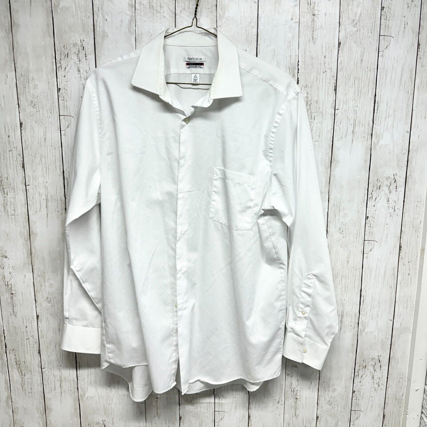 VAN HEUSEN Button Up Mens Sz 17 34/35 White Flex Collar Regular Fit Long Sleeve