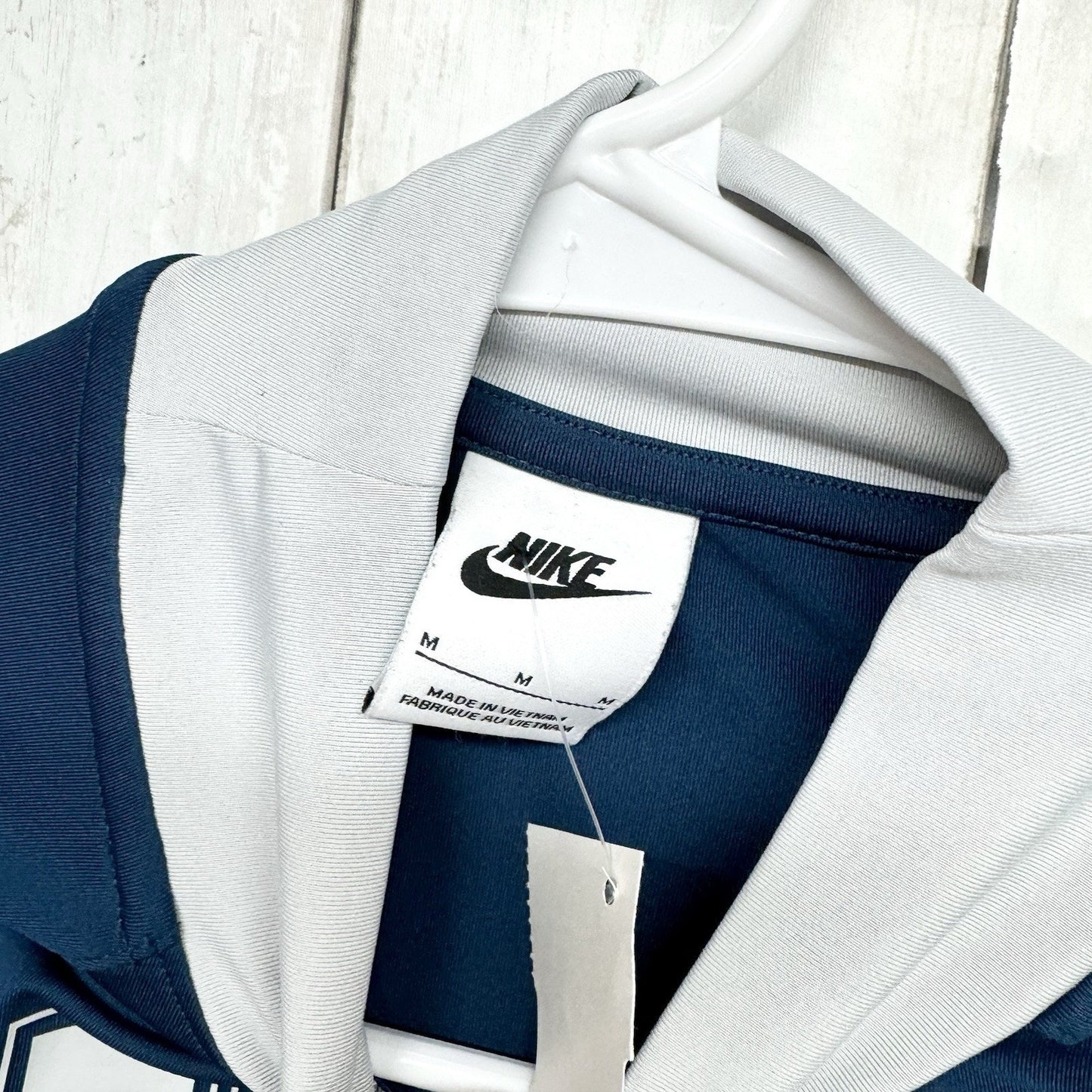Nike Sweater Women Sz M Long Sleeve Cropped Graphic T Shirt Logo Blue Mock Neck
