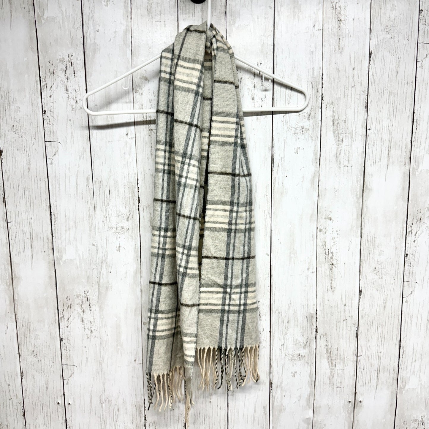 CASHMINK BY V FRAAS Scarf Unisex Grey Plaid Casual Winter Frayed End Striped