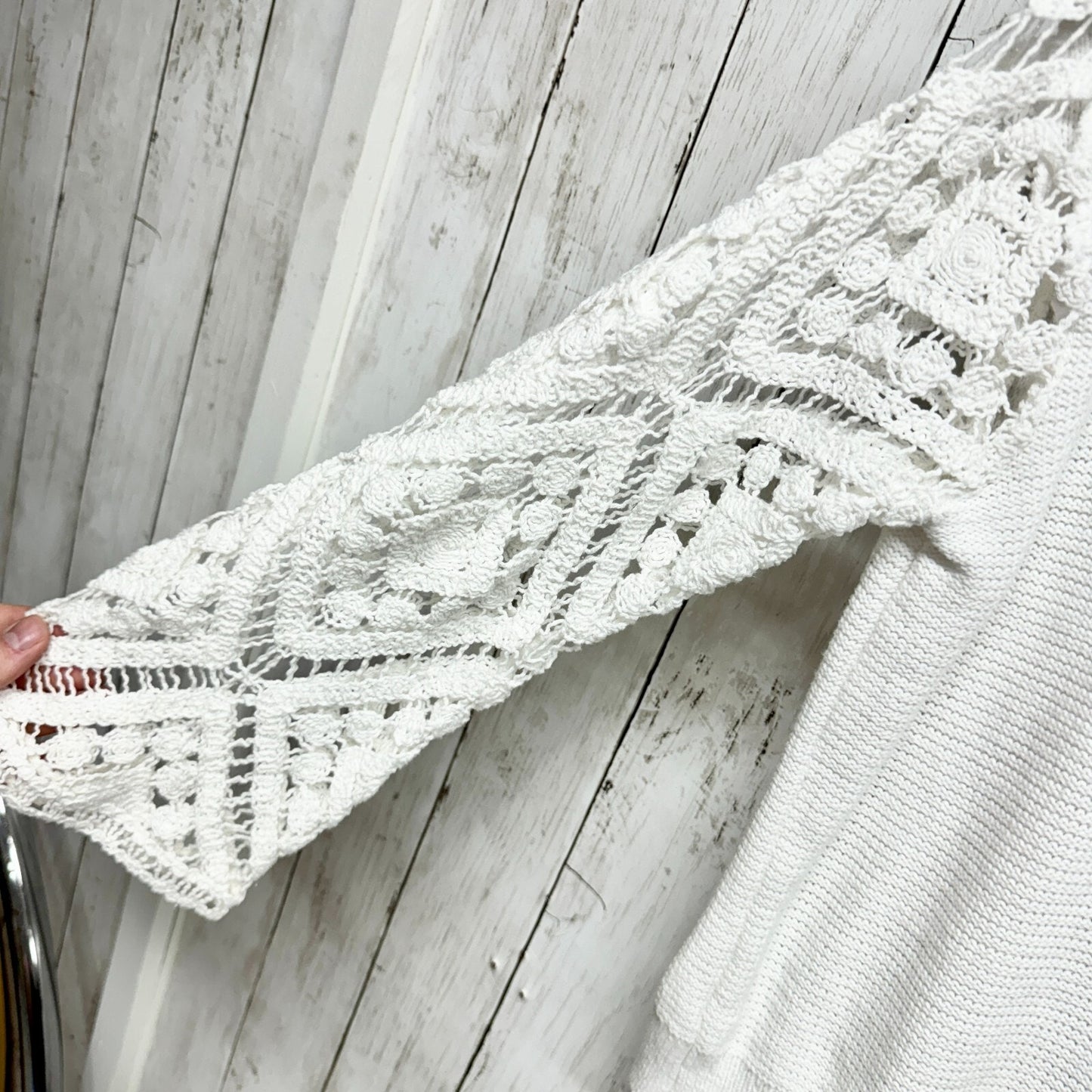 RUBY RD Sweater Women Size L Laced Sleeve Crewneck White Ridged Textured Cotton