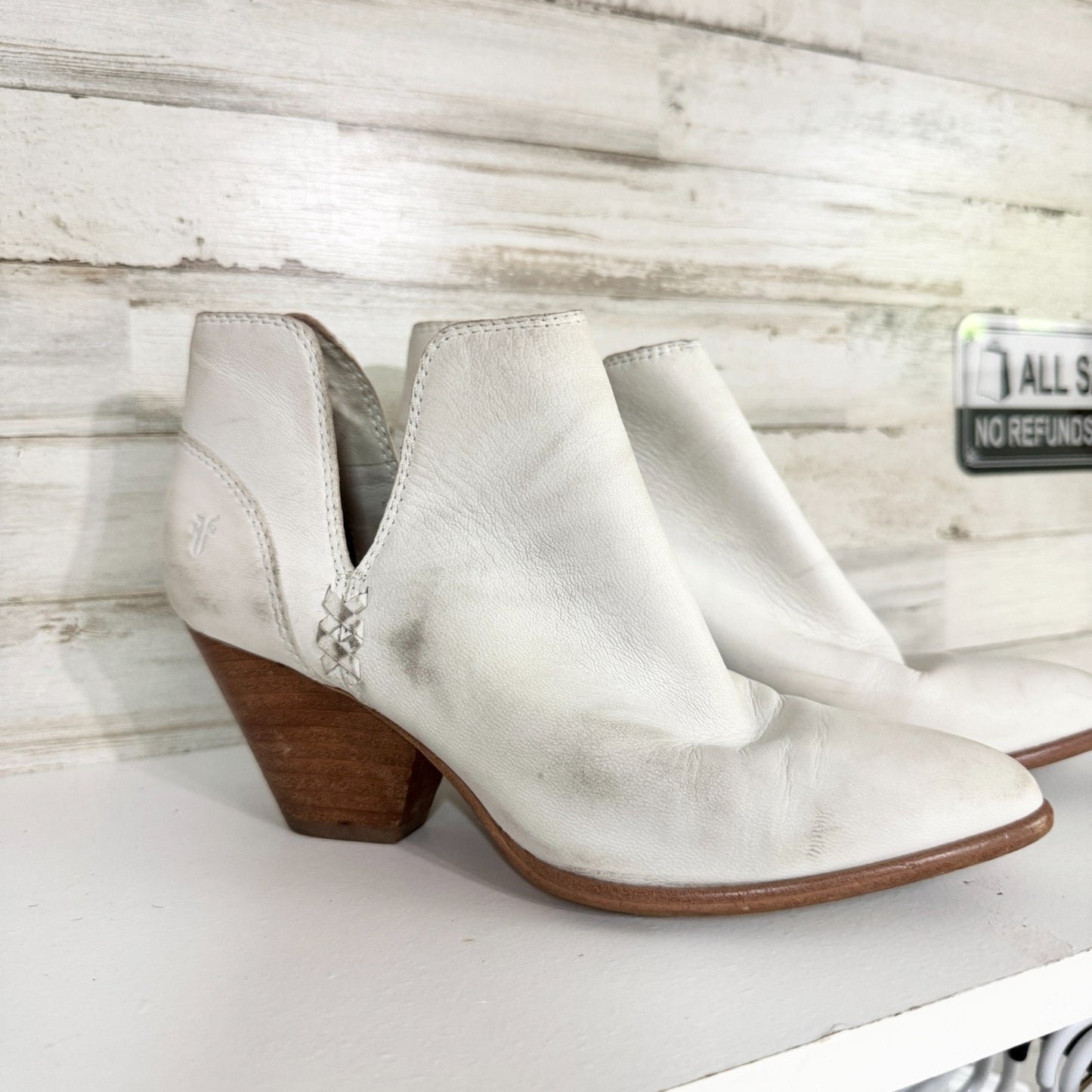 Frye Shoes Women Size 6M Cream Leather Cut Out Ankle Bootie Boots Shootie Casual
