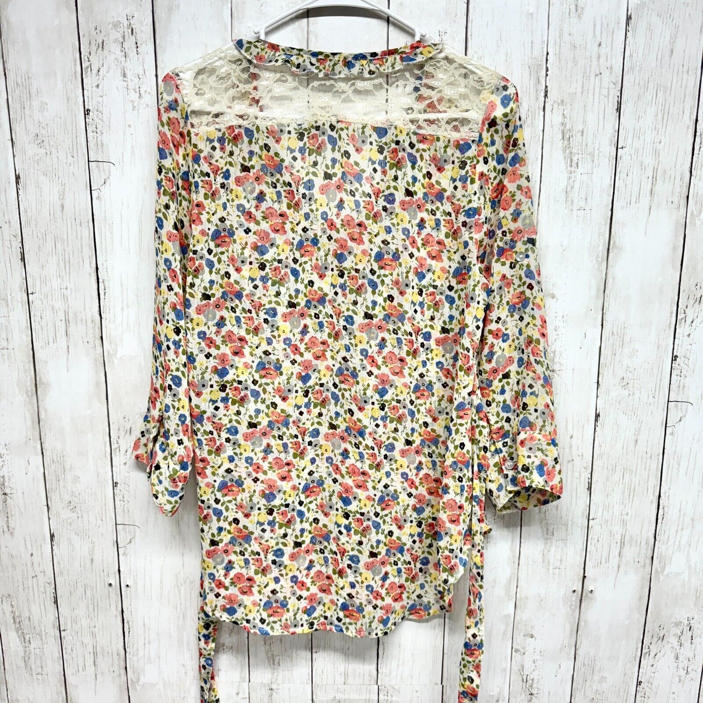 AMERICAN RAG CIE Top Women Size M Pink Summer Floral Round Neck Flared Bottom