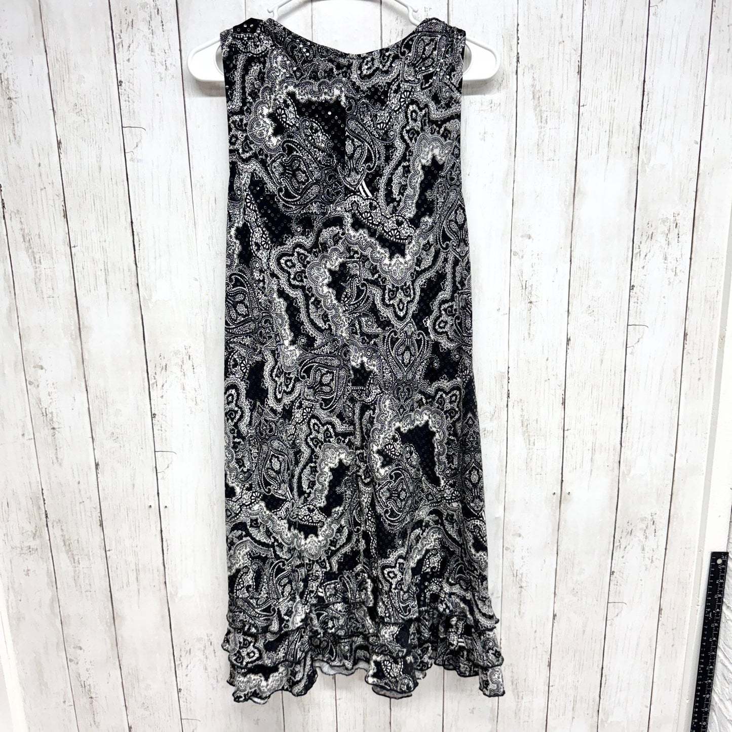 MSK Dress Women 27" Chest Black White Paisley Sleeveless Midi Ruffle Trim Sequin