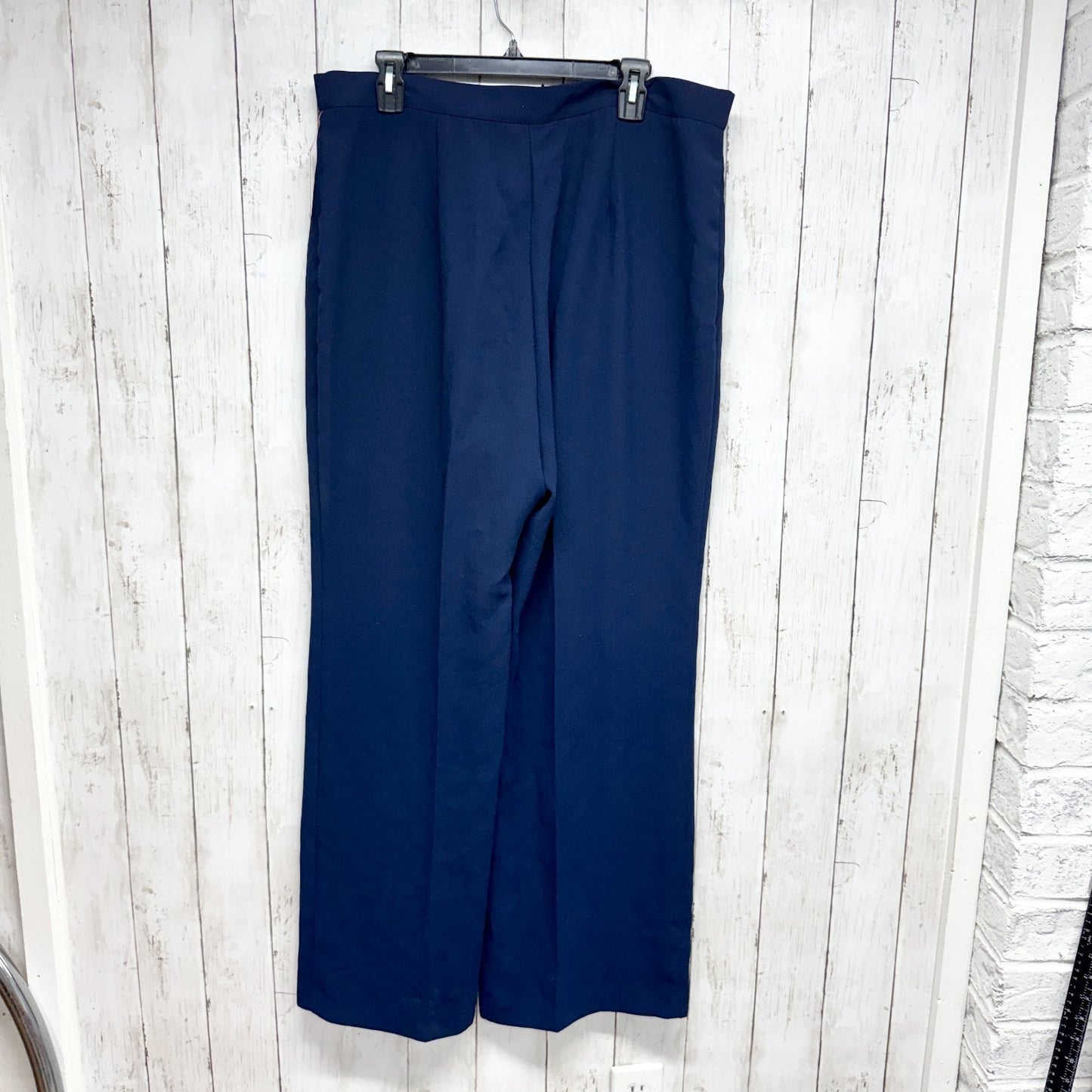 Connie Howard Pants Women Size 18 Navy Blue Pleated Front Trousers Pockets Zip