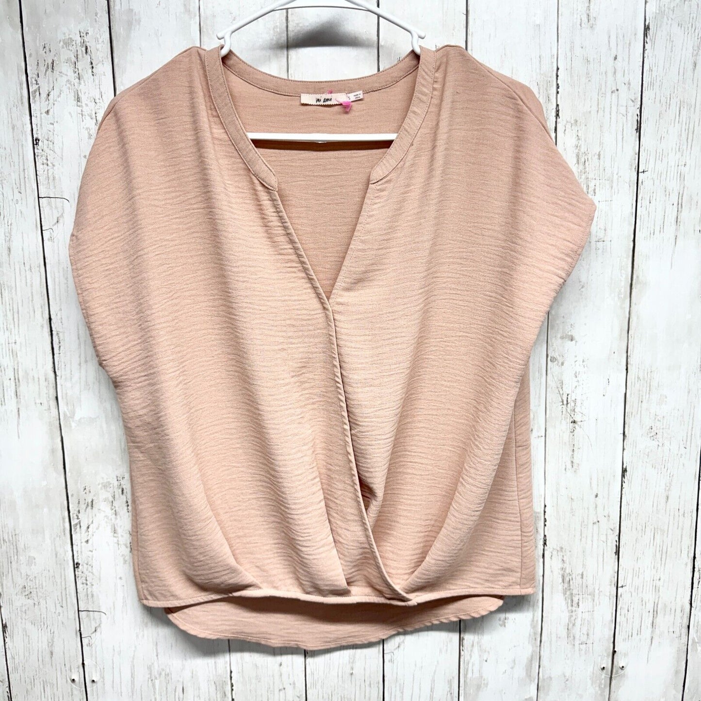 MI AMI Blouse Women Size Small Crossover Blush Deep V Short Sleeve Button Snap