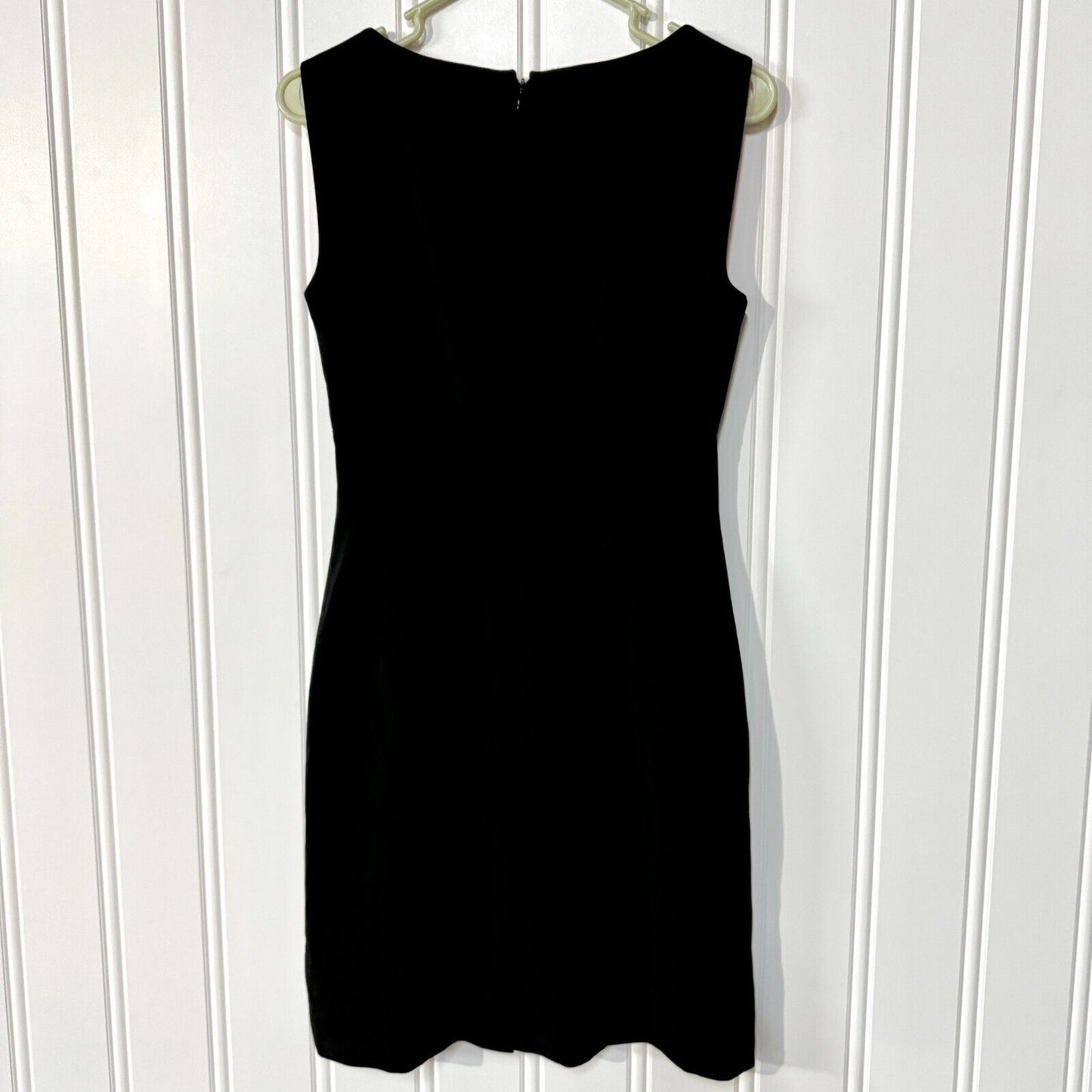 Tahari Dress Women Size 2 Black Asymmetrical Sleeveless Mini Deep V Neck Comfort