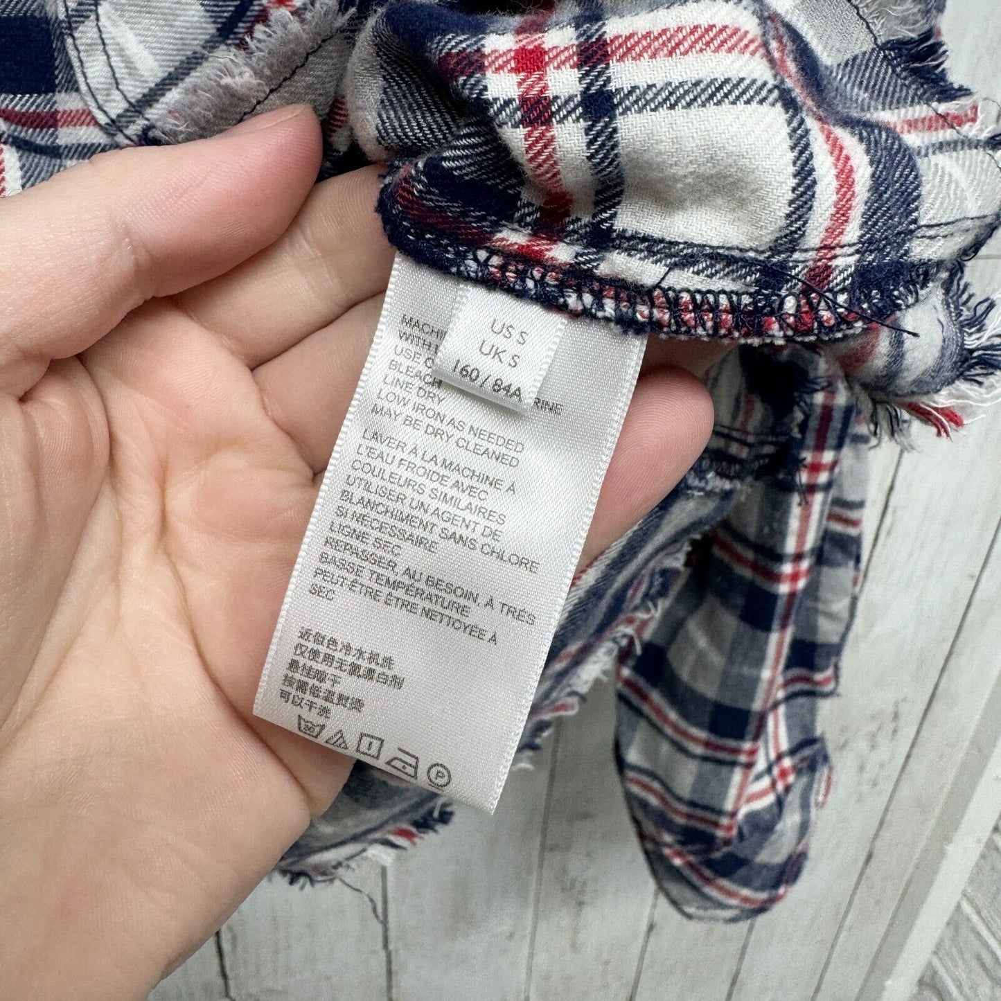URBAN OUTFITTERS BDG Rayne Shirt Women Sz S Flannel High Low Cropped Button Blue