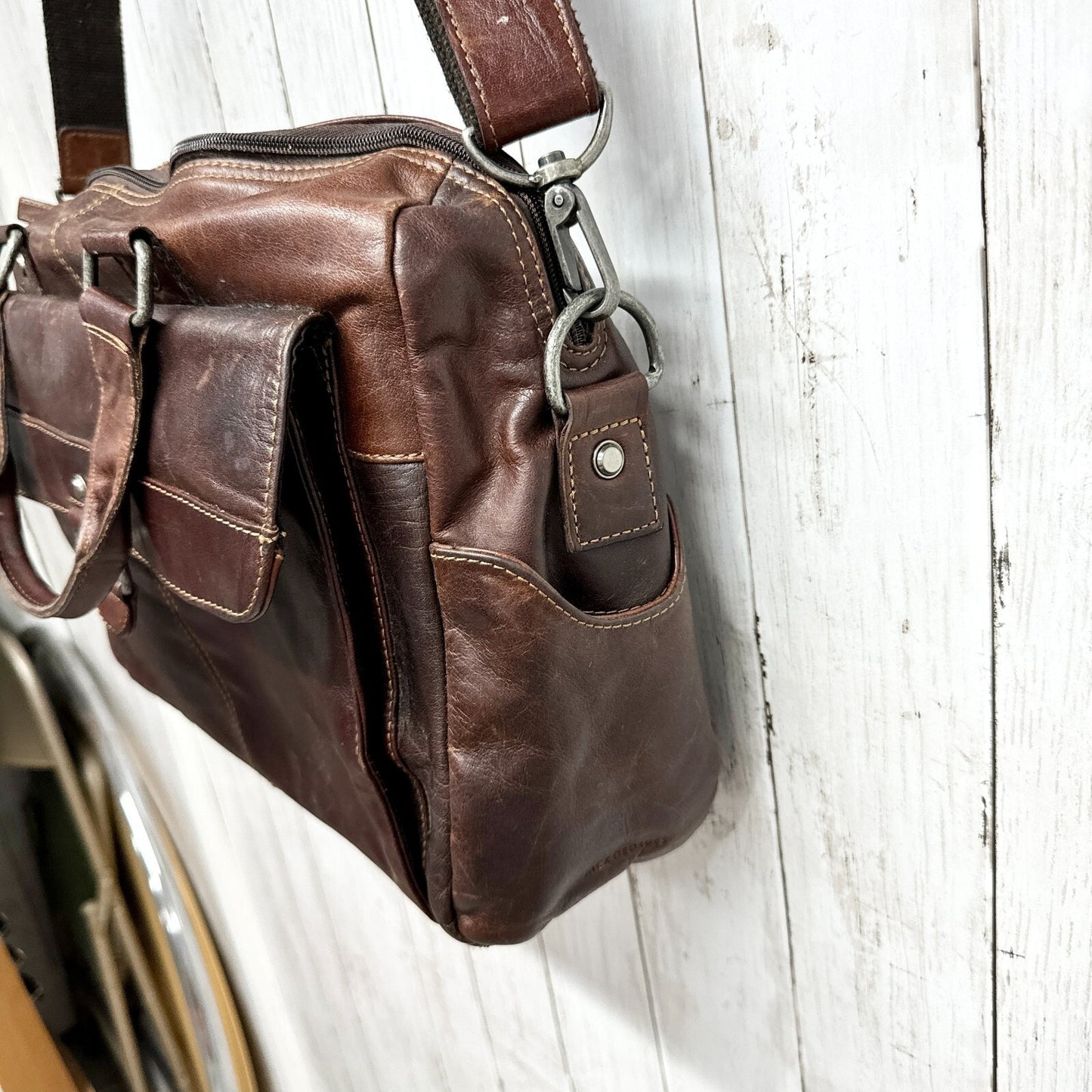 Jack Georges Bag Unisex Brown Leather Messenger Shoulder Flap Front Zip Pocket