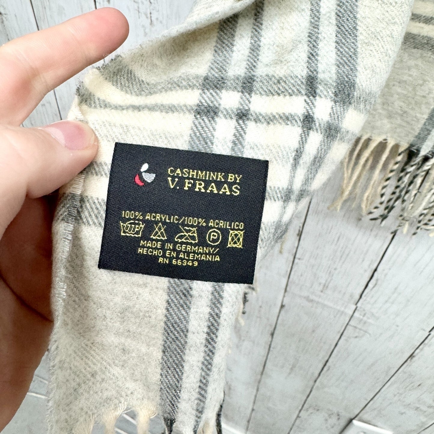 CASHMINK BY V FRAAS Scarf Unisex Grey Plaid Casual Winter Frayed End Striped