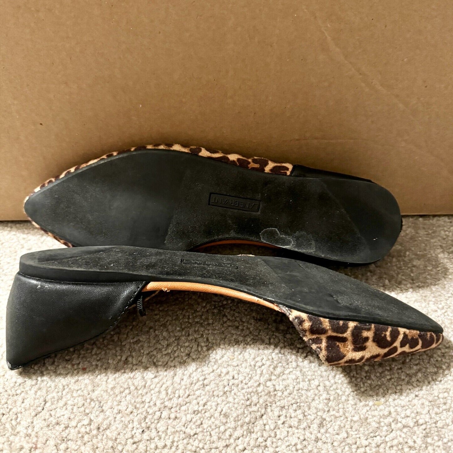 Lane Bryant Flats Women Size 10M Leopard Closed Toe Leather Flats Animal Printed