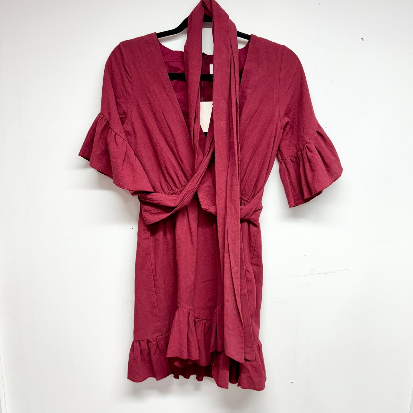 NWT SHOWPO WOMEN FREE MIND DRESS IN WINE LINEN LOOK SIZE 2