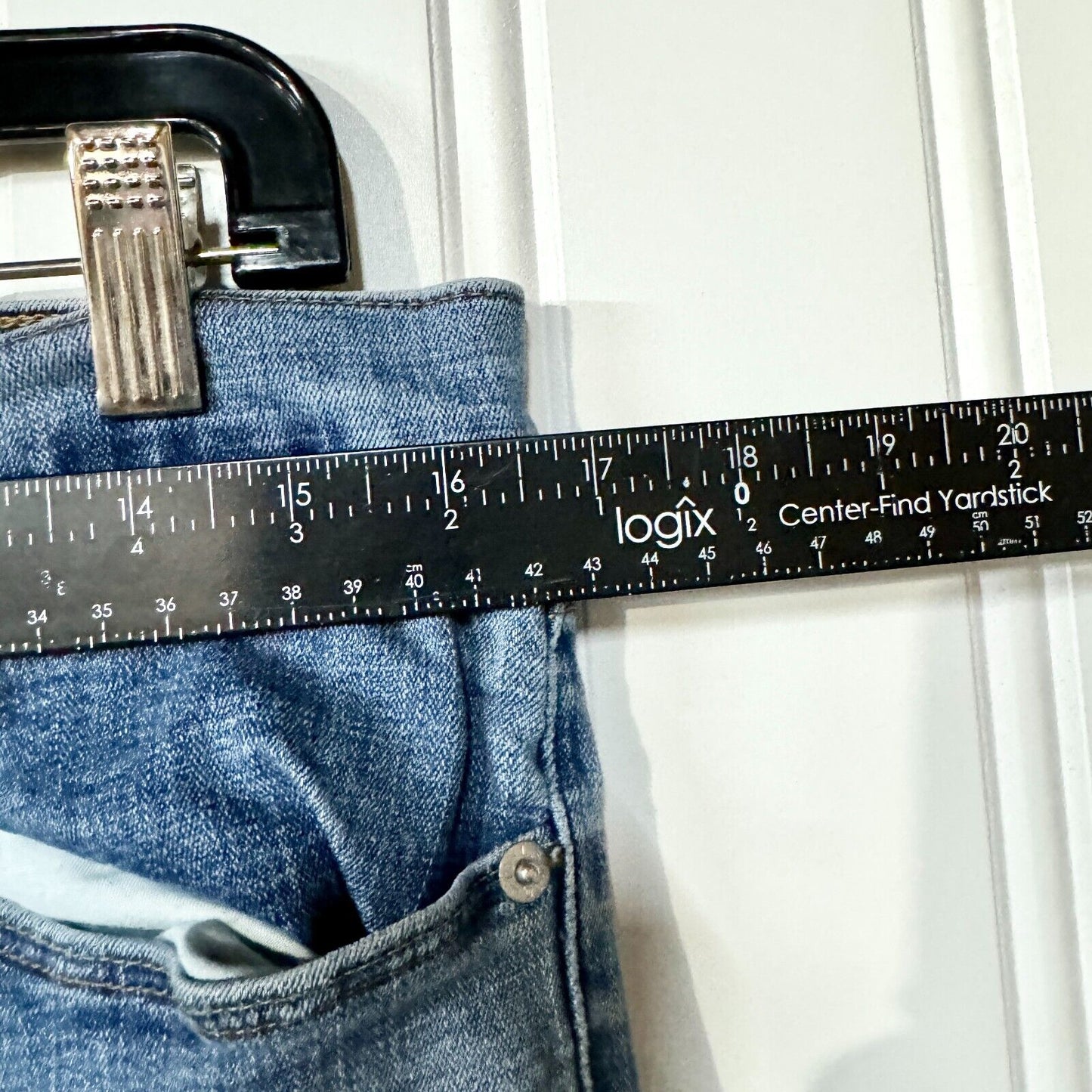 LEVIS Jeans Mens Size 31X30 Medium Washed Classic Bootcut Straight Leg Denim