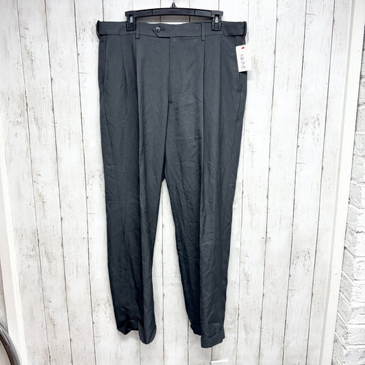 Savane Pants Men Size 36 X 30 Pleated Button Over Cuffed Dress Trousers Pockets
