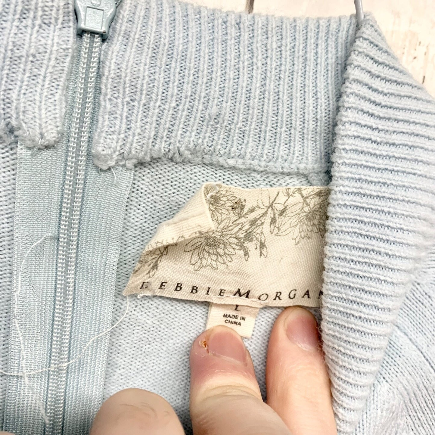 Debbie Morgan Sweater Women Size Large Mock Ribbed Neck Zip Back Light Blue