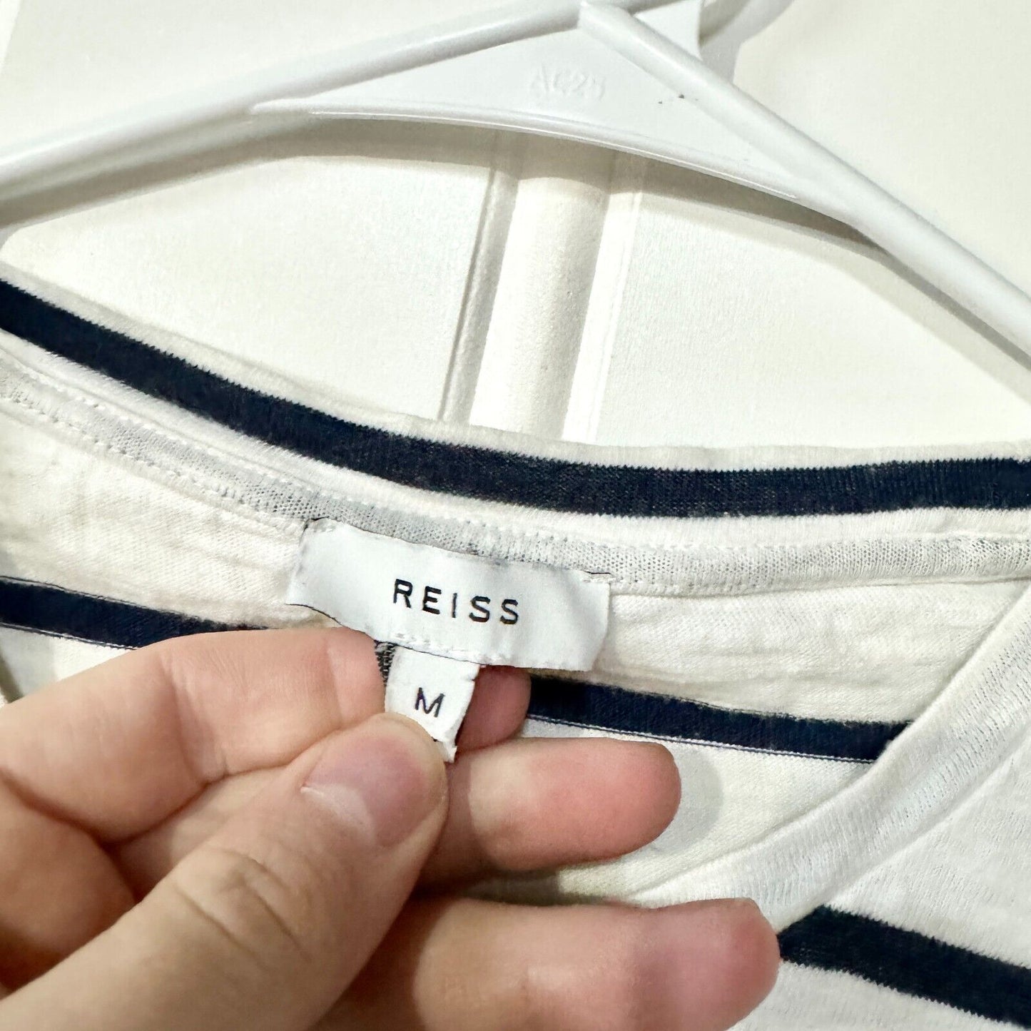Reiss Cotton Navy Blue & White Casual Short Sleeve Crewneck Size Medium