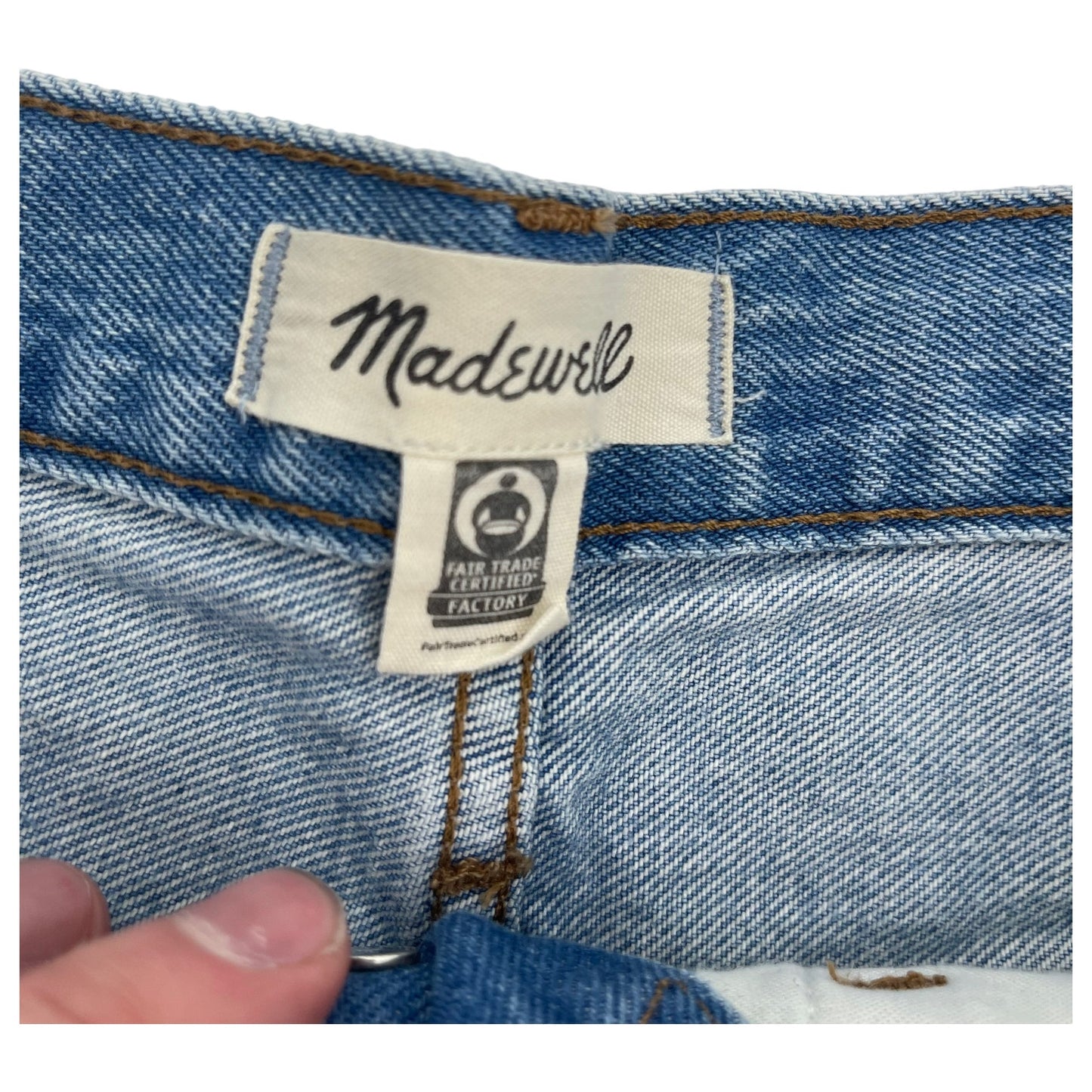 Madewell Light Blue Wash Relaxed Mid-Length Denim Short Women's Sz 24