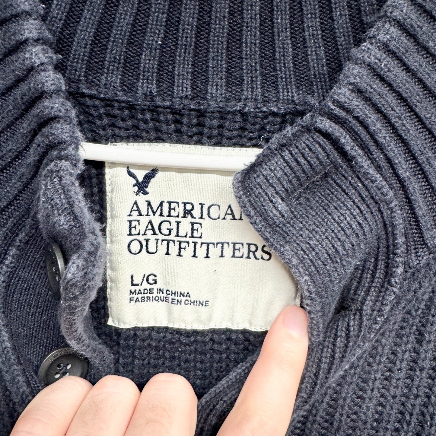 American Eagle Sweater Men Size Large Navy Button Front Cable Knit Long Sleeve