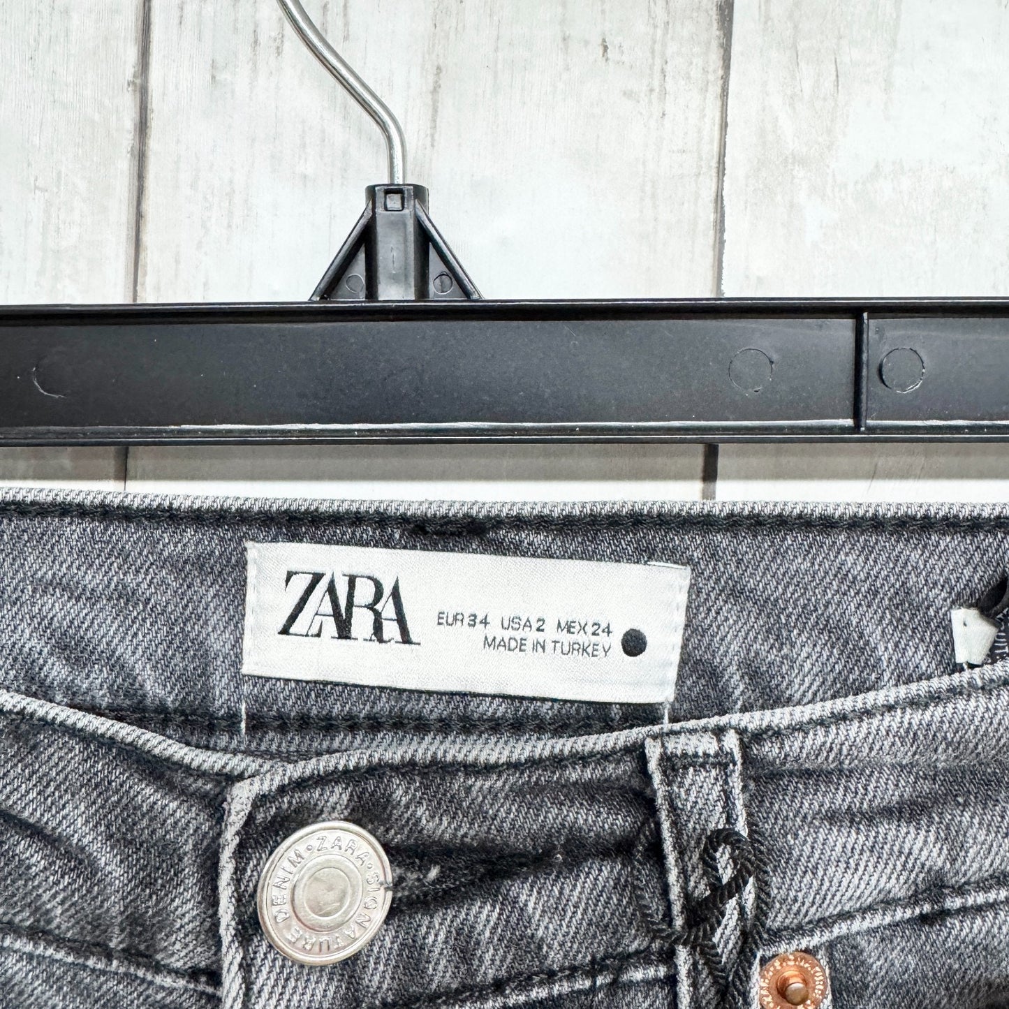 Zara Pants Women Size 2 Washed Black High Rise Straight Denim Jeans Button Fly