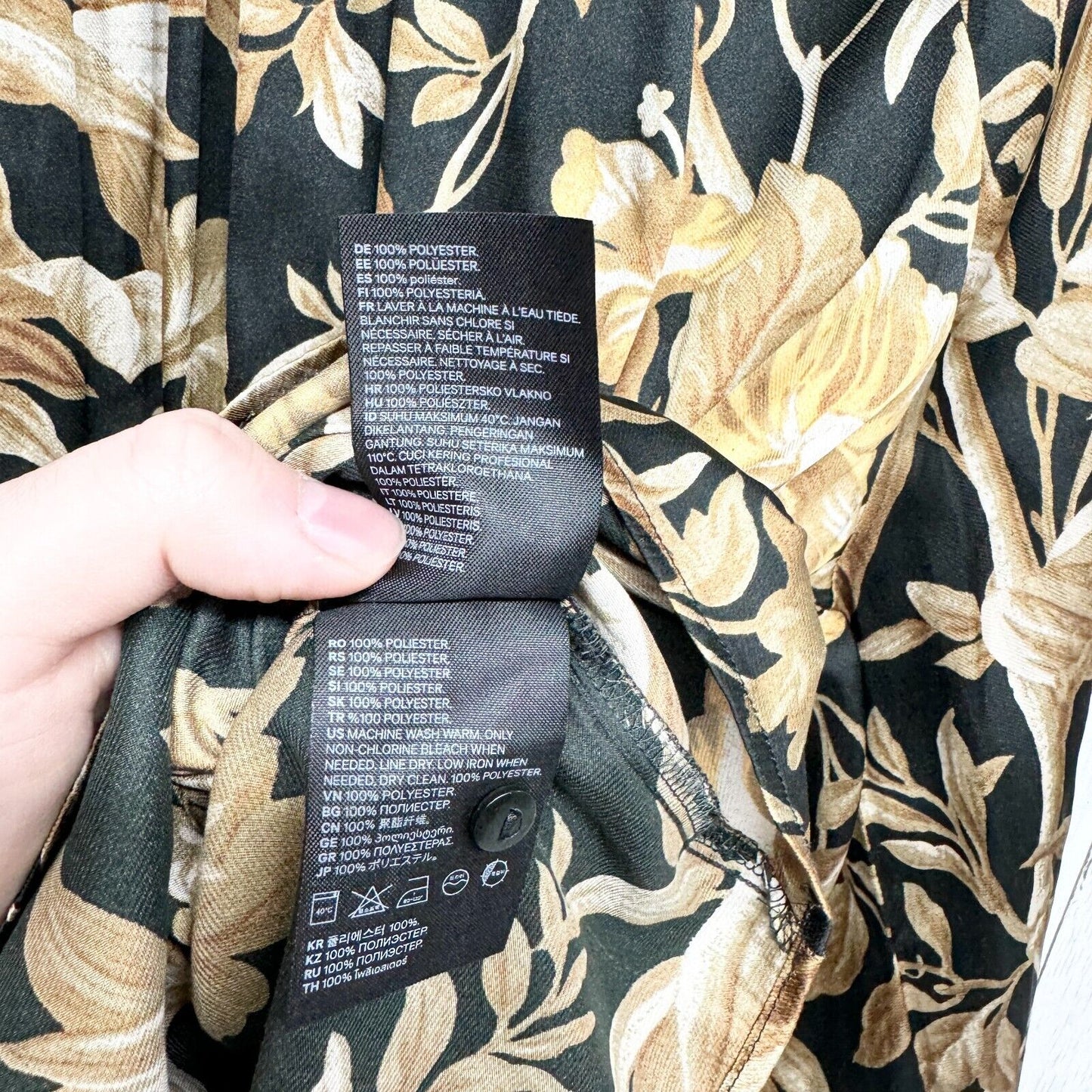 H&M Blouse Women Size 2 Gold Floral Wide Frill-Collared Mock Neck Long Sleeve