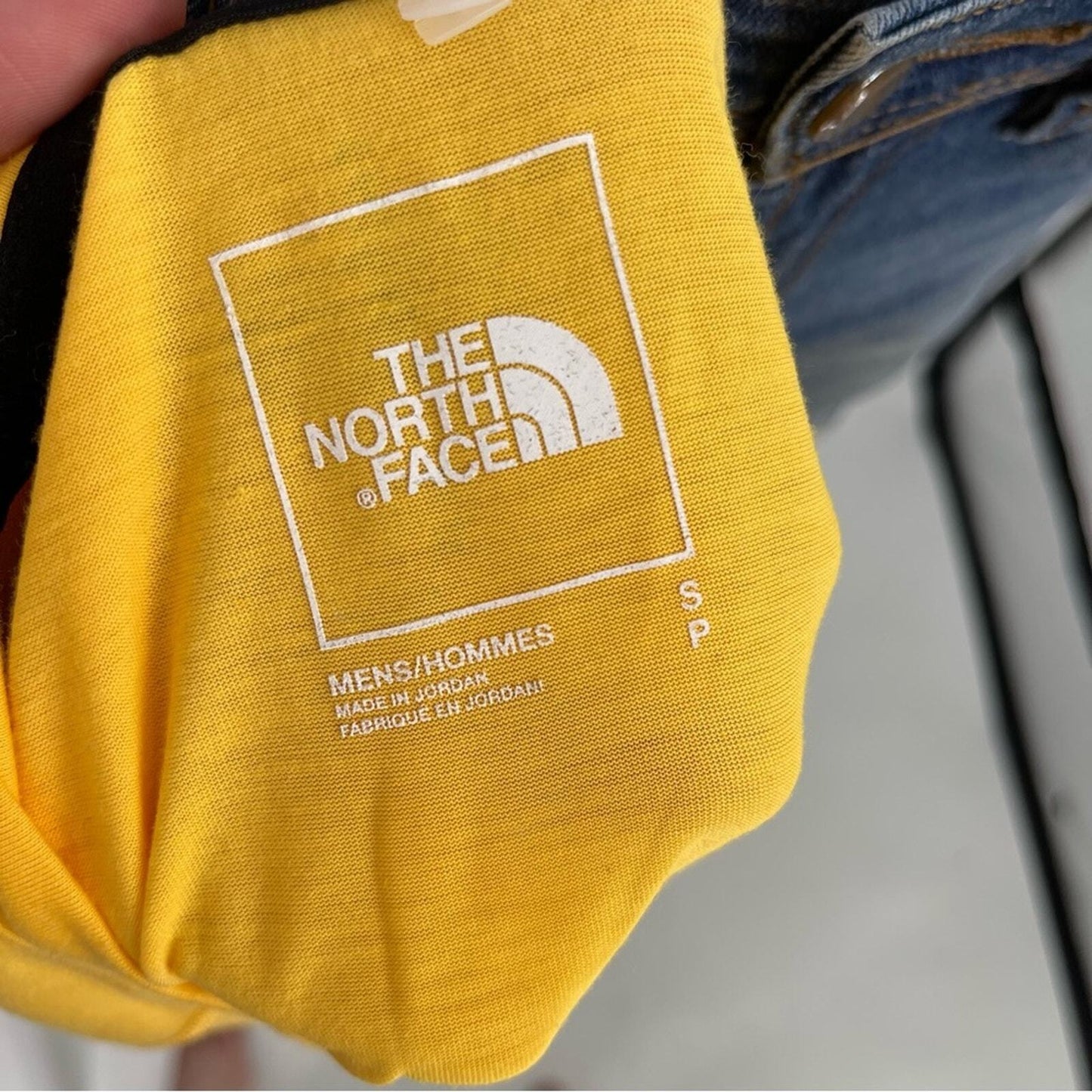 The North Face Dome Active Yellow Short Sleeve Graphic Shirt Size Small