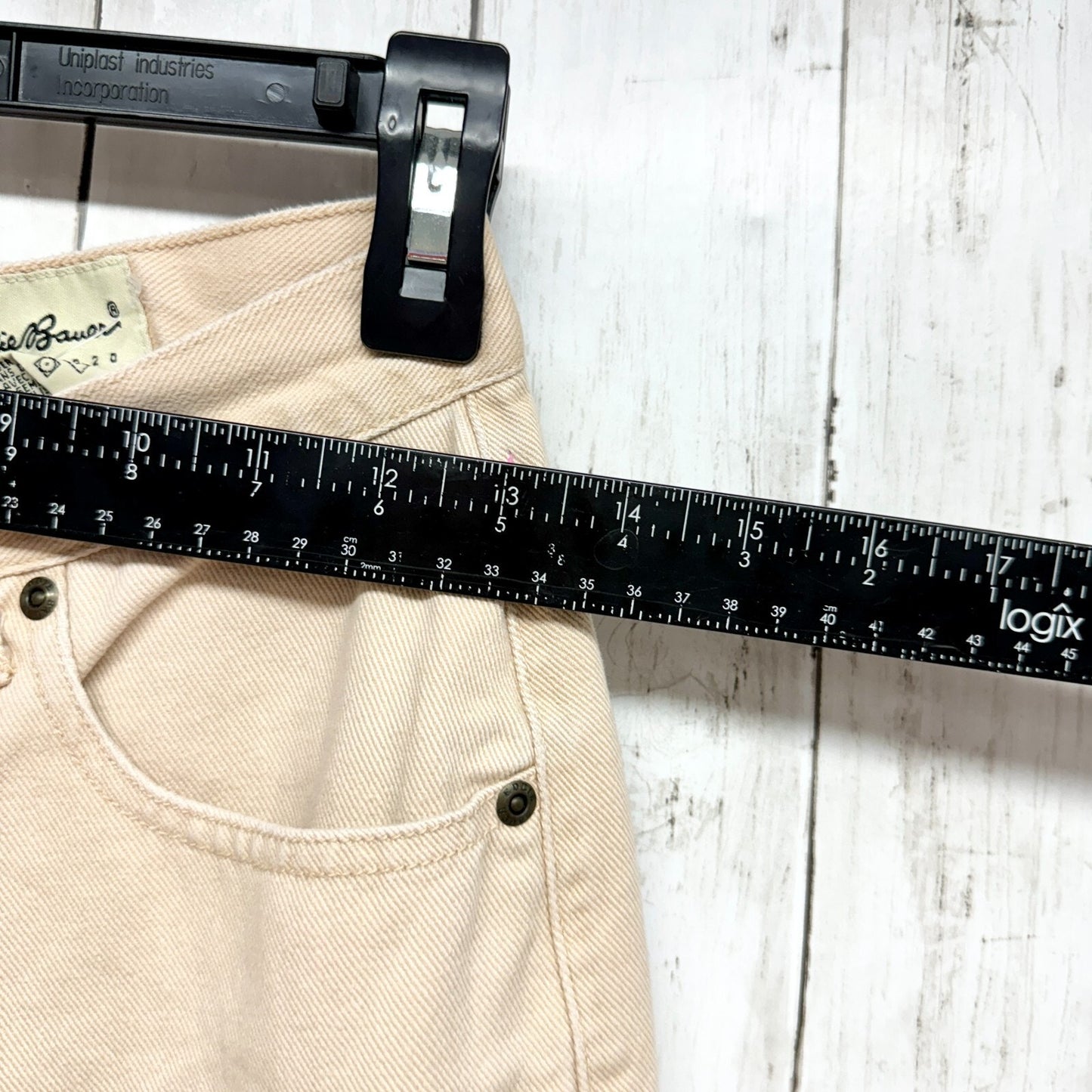 Eddie Bauer Jeans Women 6 Cream Relaxed Straight Cotton 5-Pocket Design Utility
