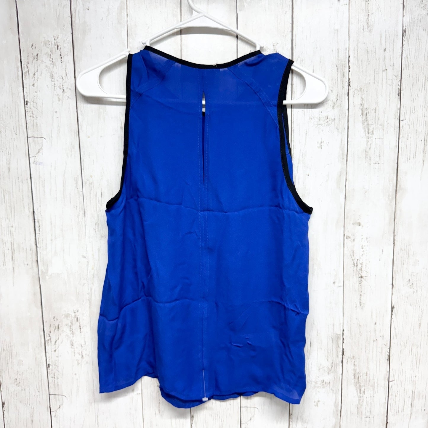 A.L.C. Shirt Women Size Small Blue Silk Sleeveless Tank Blouse Black Trim Detail