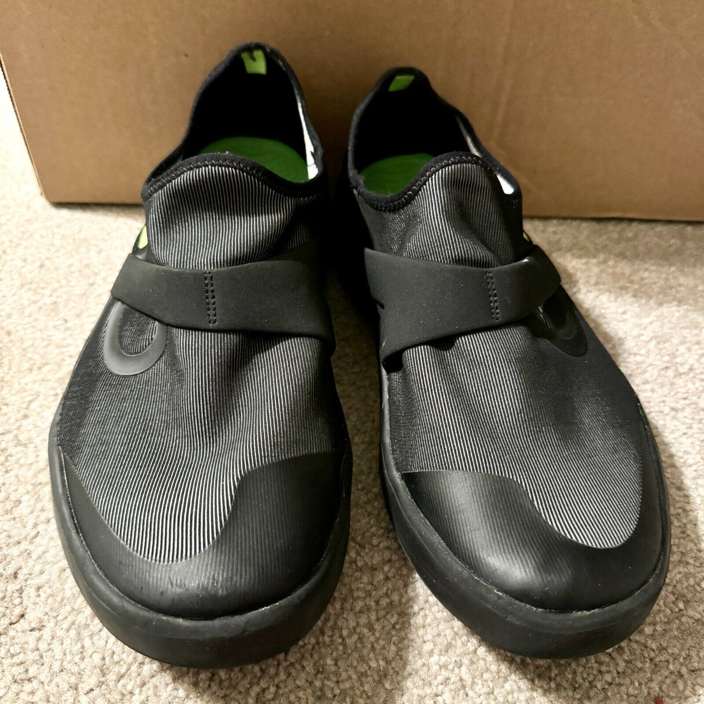 Oofos Oomg Low Loafers Shoes Mens Size 10 Black Gray Casual Slip On Pain Relief