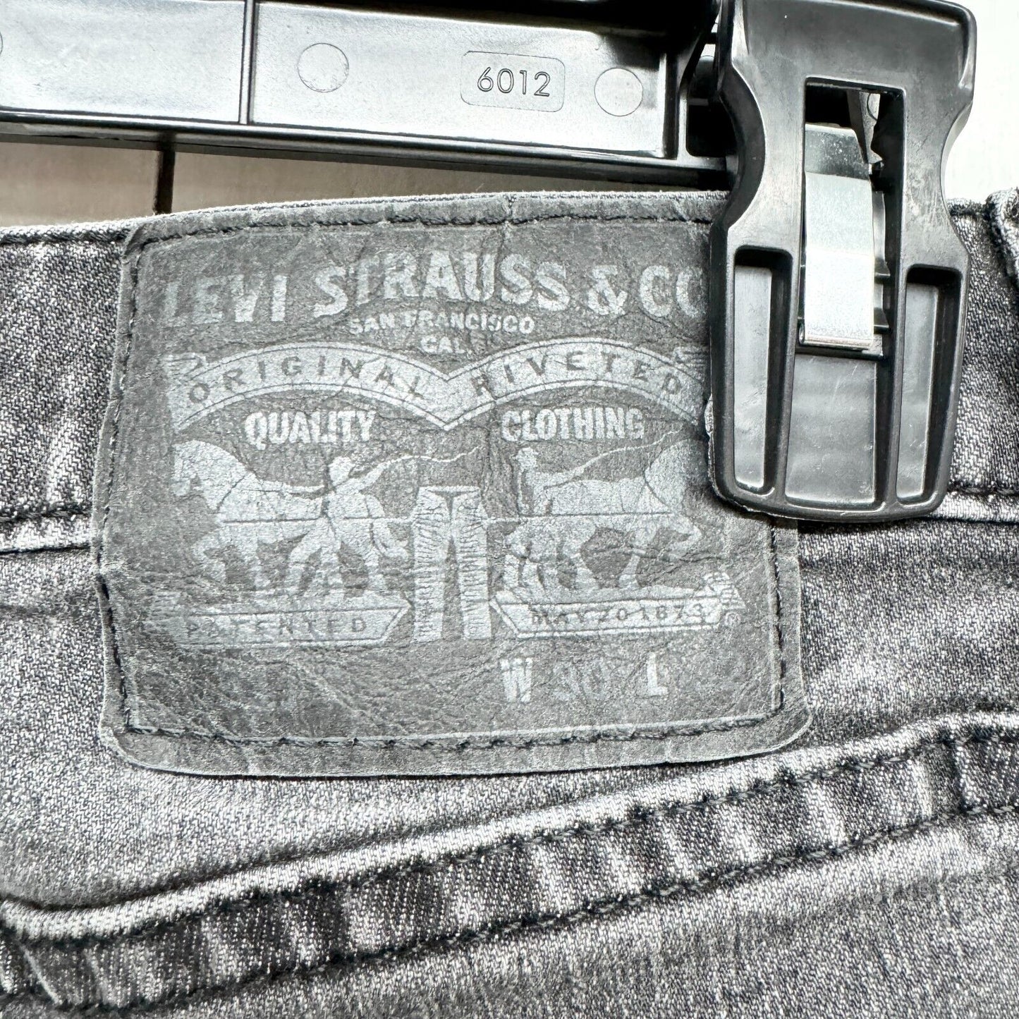 LEVIS Jeans Men Size 32 X 30 Black Denim Acid Washed Solid Slim Fit Cotton