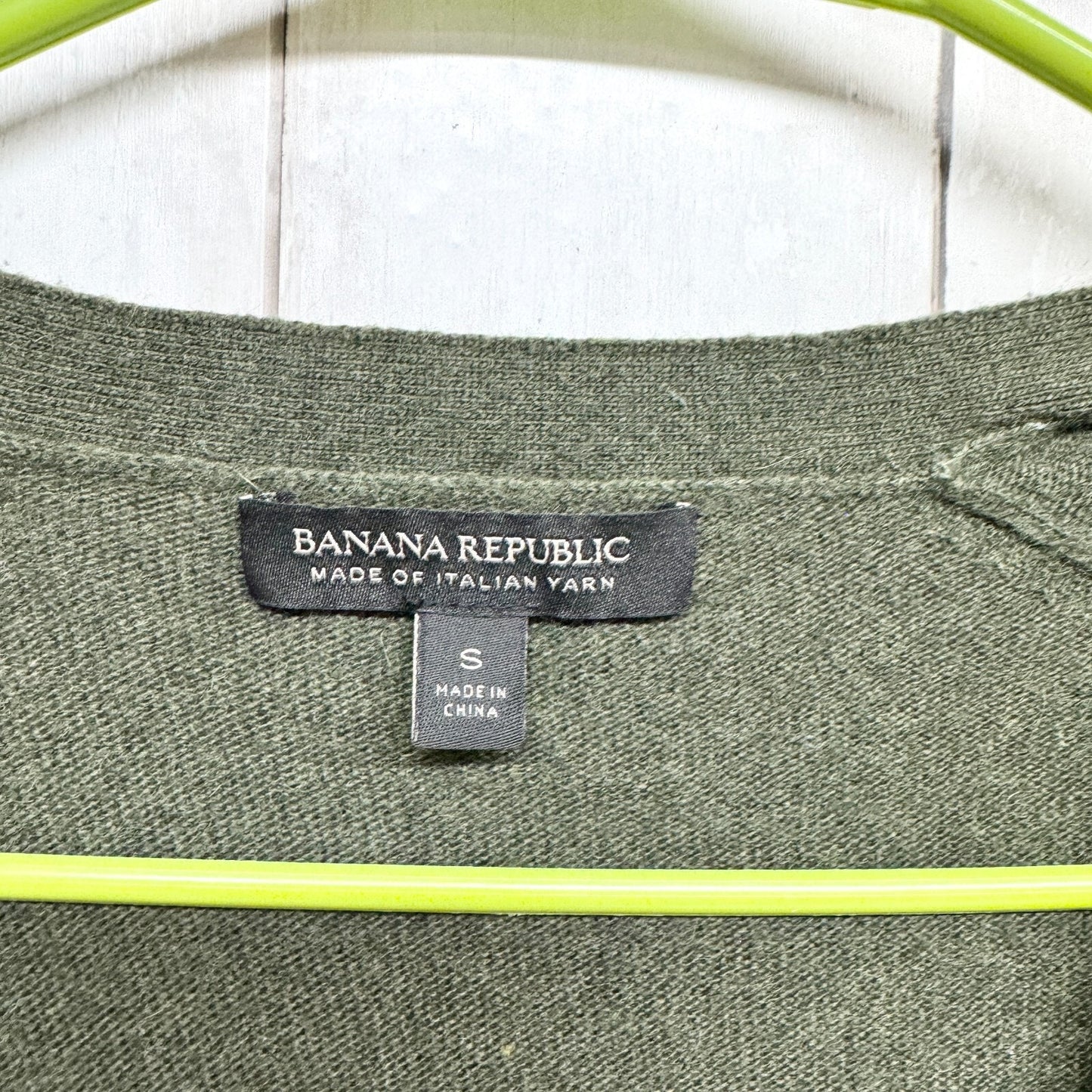 Banana Republic Sweater Women Size S Italian Yarn Green Long Sleeve Cardigan