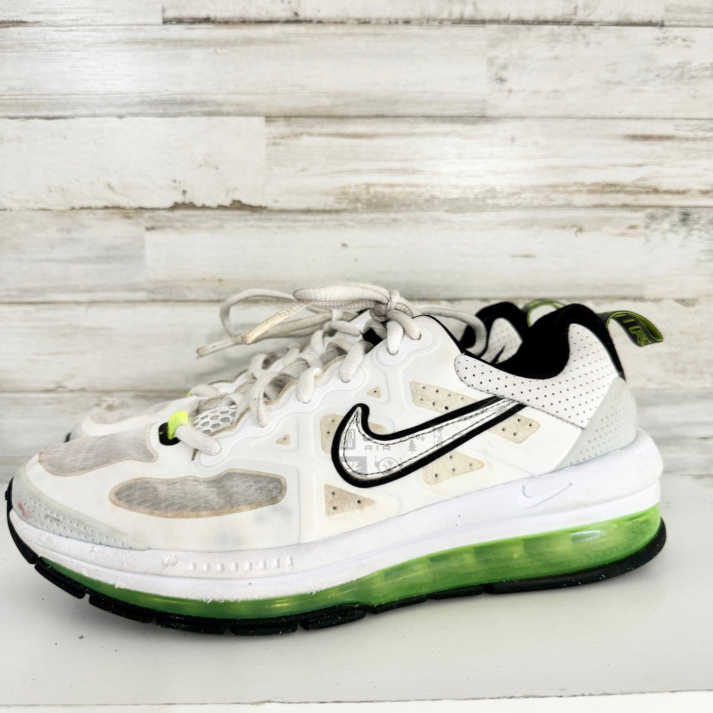 Nike Air Max Genome Boys White Green Teen Boys Slime Green Logo Pack Size 5.5Y