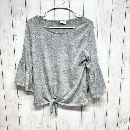 CAUTION TO THE WIND Sweater Women Size Medium Bell Sleeve Grey Knotted Crop