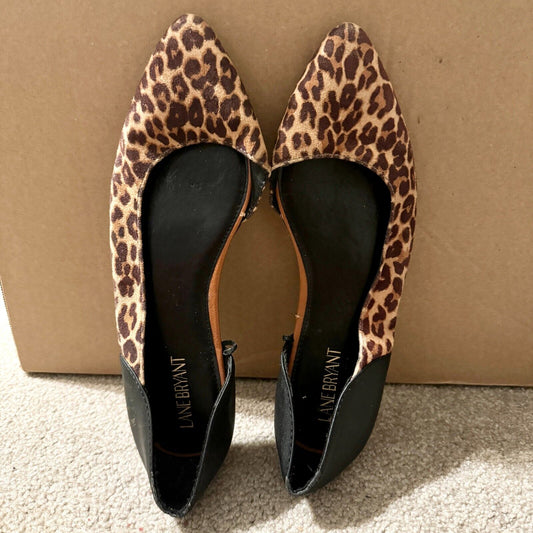 Lane Bryant Flats Women Size 10M Leopard Closed Toe Leather Flats Animal Printed