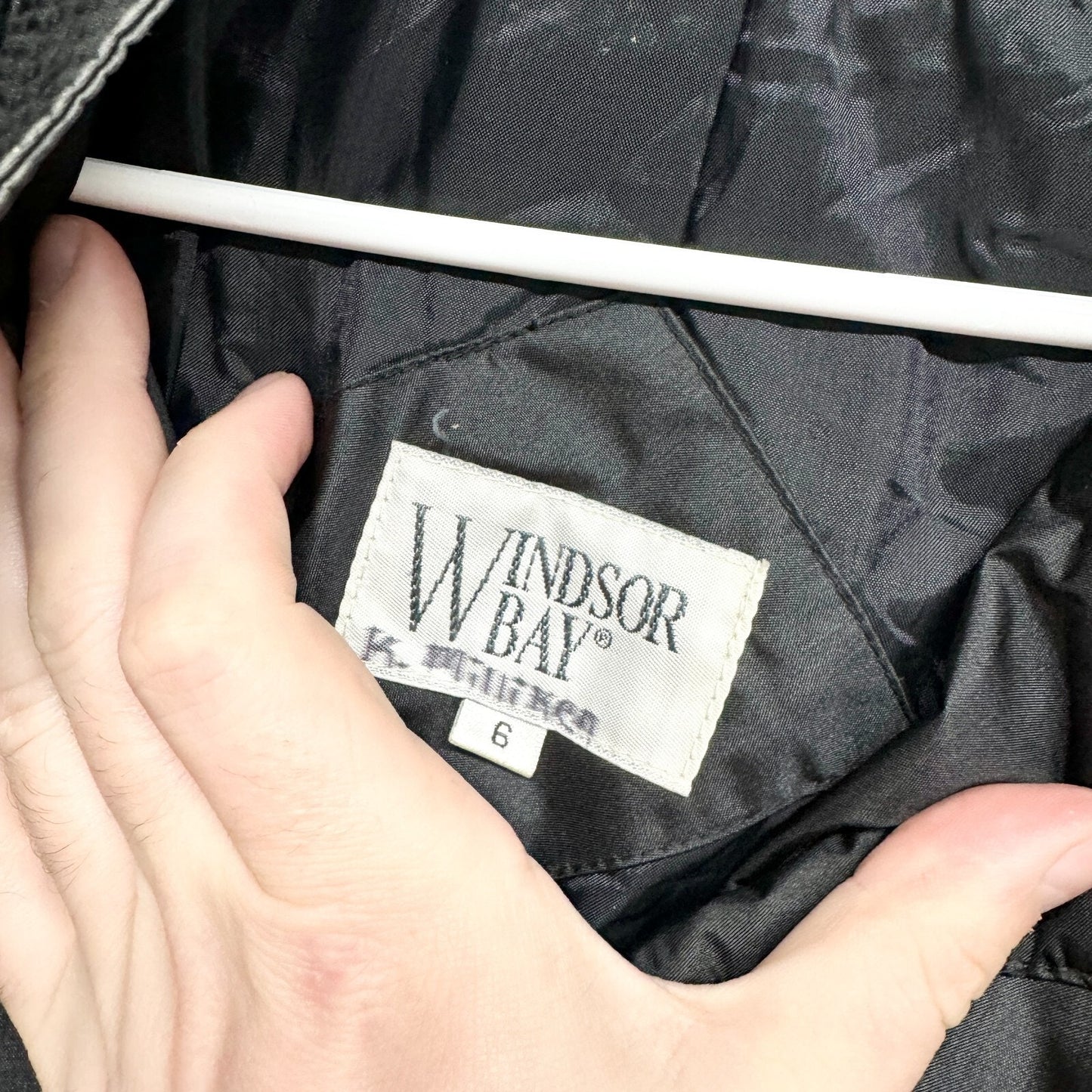Vintage Windsor Bay Coat Women Size 6 Trench Sleek Black Button Pockets Utility