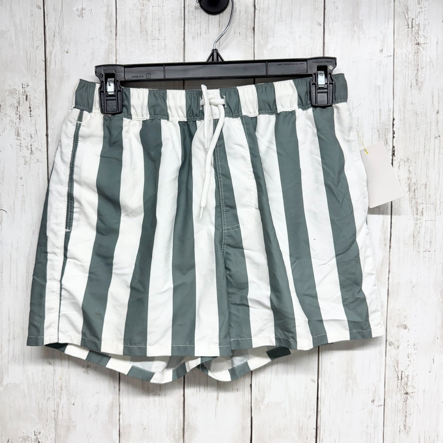 ASOS Short Women Size 2XS To Fit Waist 28" Green Cream Stripe Pull On Shorts