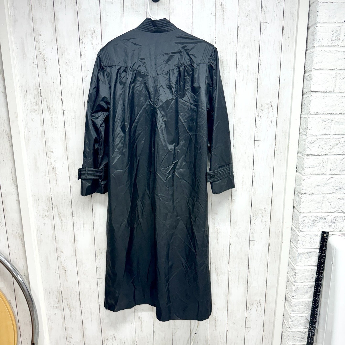 Vintage Windsor Bay Coat Women Size 6 Trench Sleek Black Button Pockets Utility