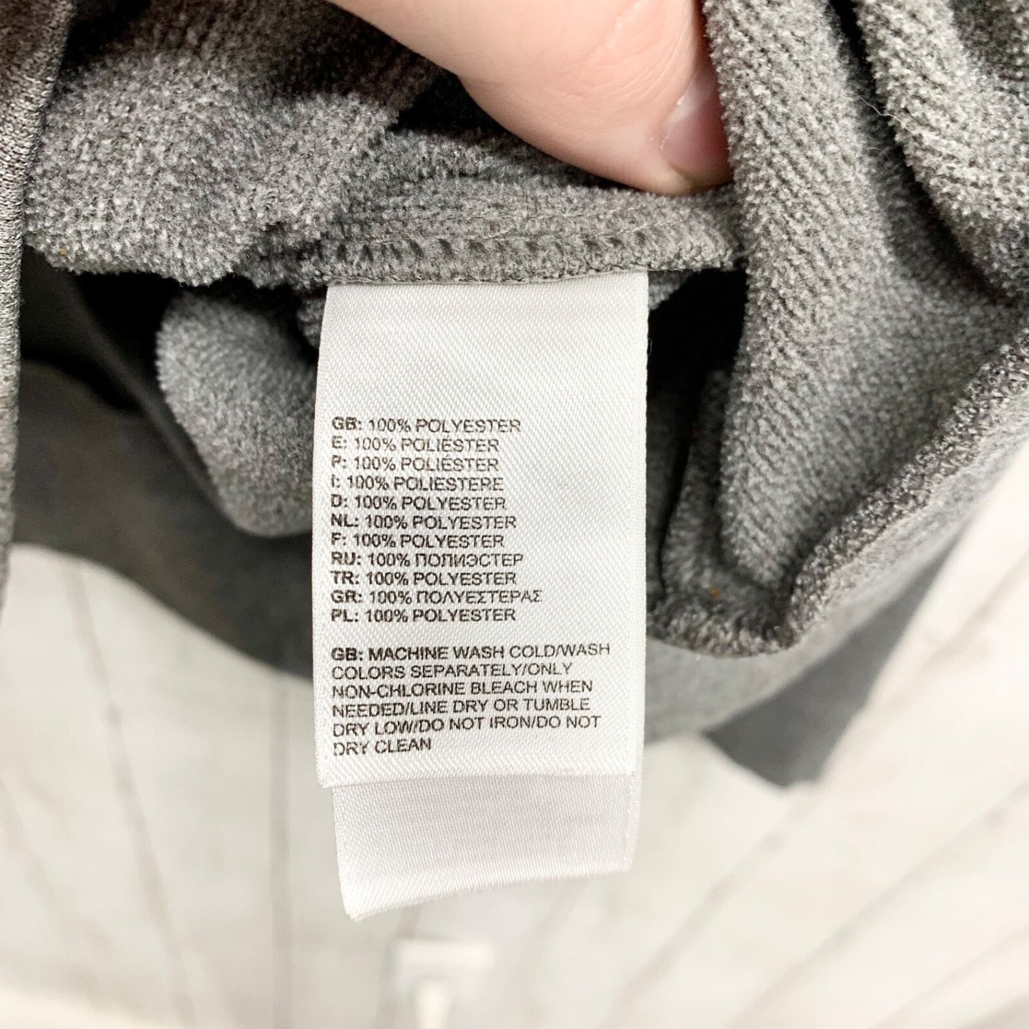 The North Face Sweatshirt Women Size Medium Hooded Drawstring Gray White Casual