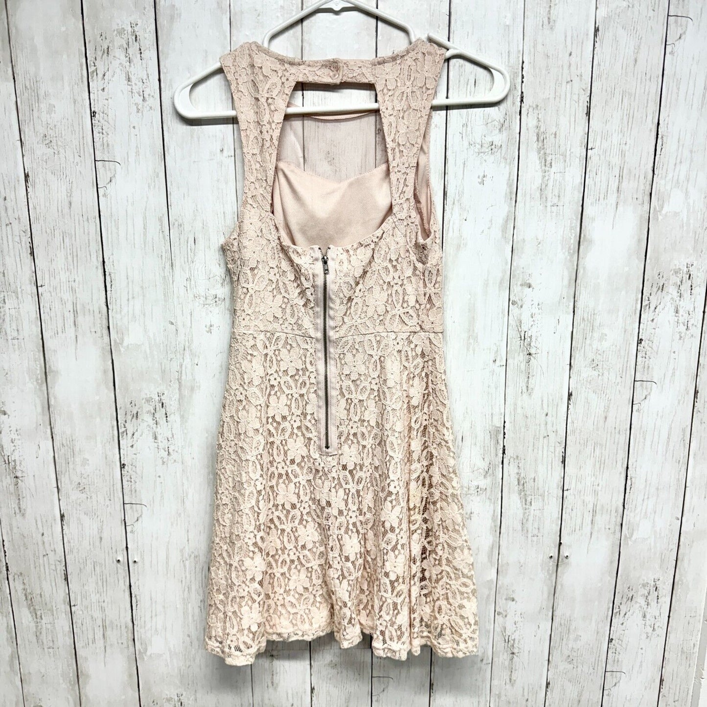 AMERICAN RAG COMPANY Dress Women Size Small Laces Layered Blush Squared Mini
