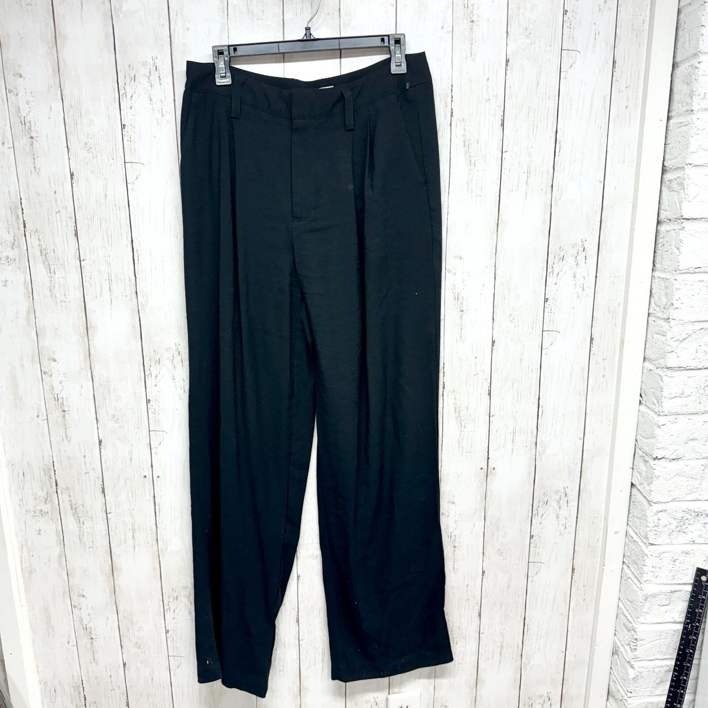 A New Day Pants Women Sz 8 Black Straight Trousers Pleated Front Pockets Zip Fly