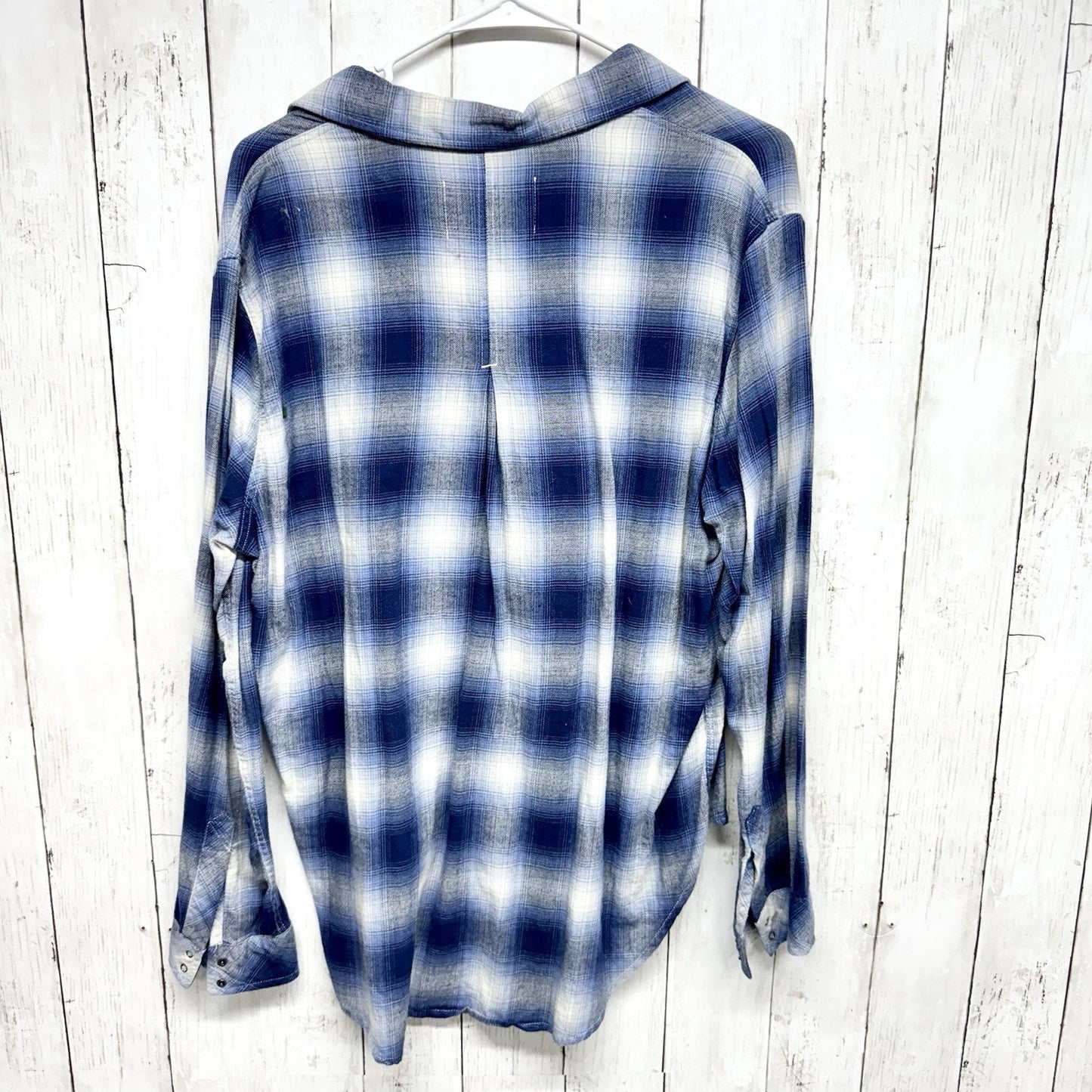 Pistola Sienna Button Up M Nirvana Plaid Flannel Snap Front Shirt Blue White