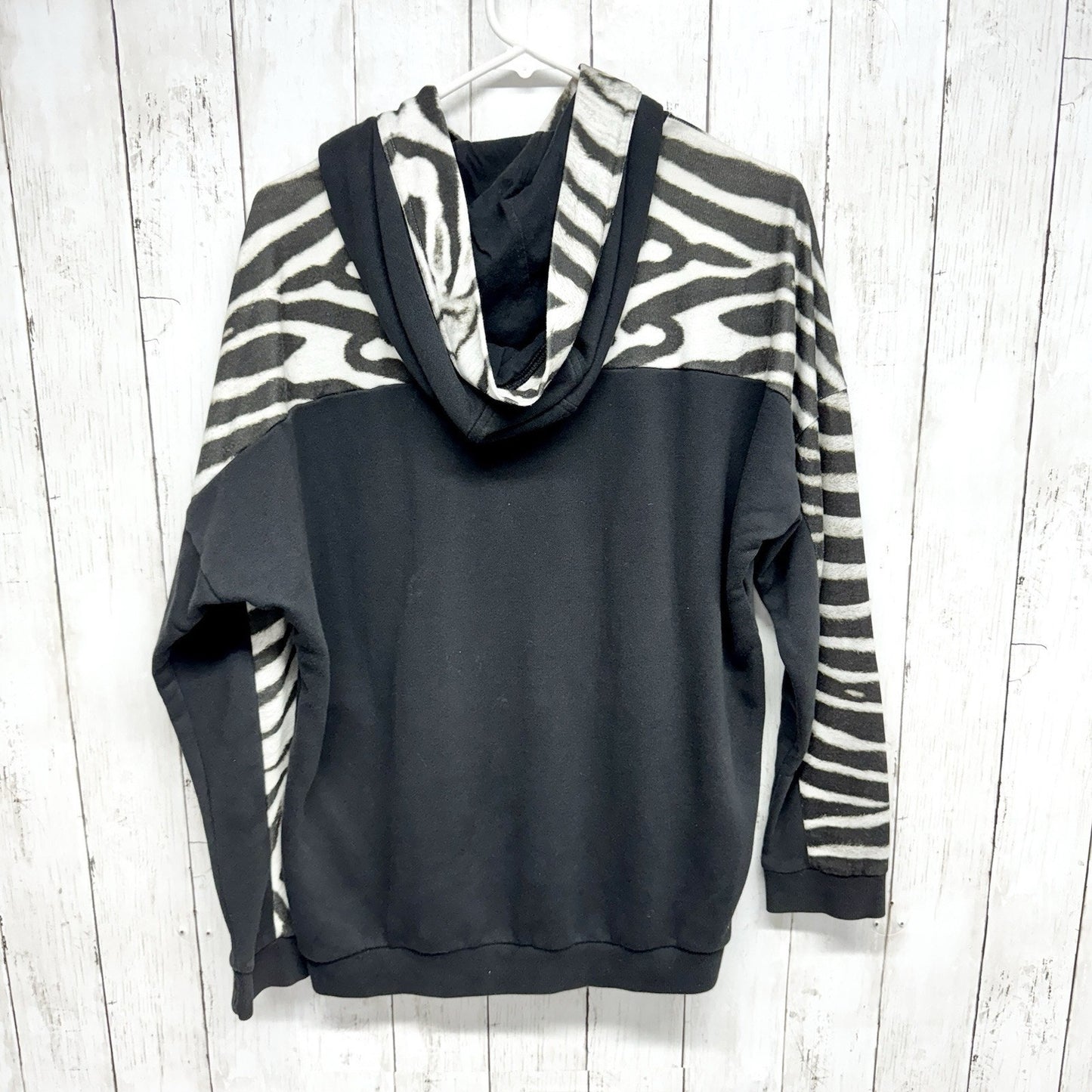 adidas Hoodie Women Size M Long Sleeve Cotton Zebra Double Pocket Graphic Logo