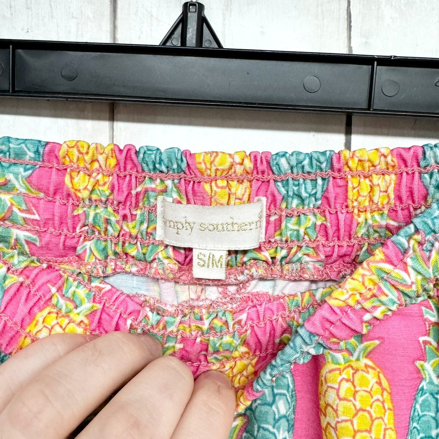 Simply Southern Shorts Women S/M Pink Pinneapple Pattern Elastic Waist Tassels