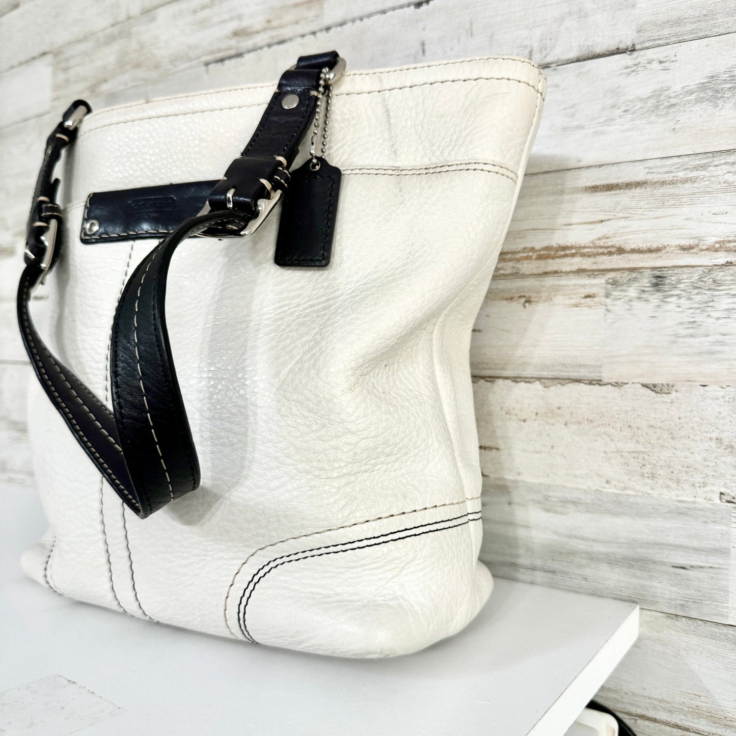 Coach Women Hamilton White Pebbled Leather Black Handled Bucket Tote