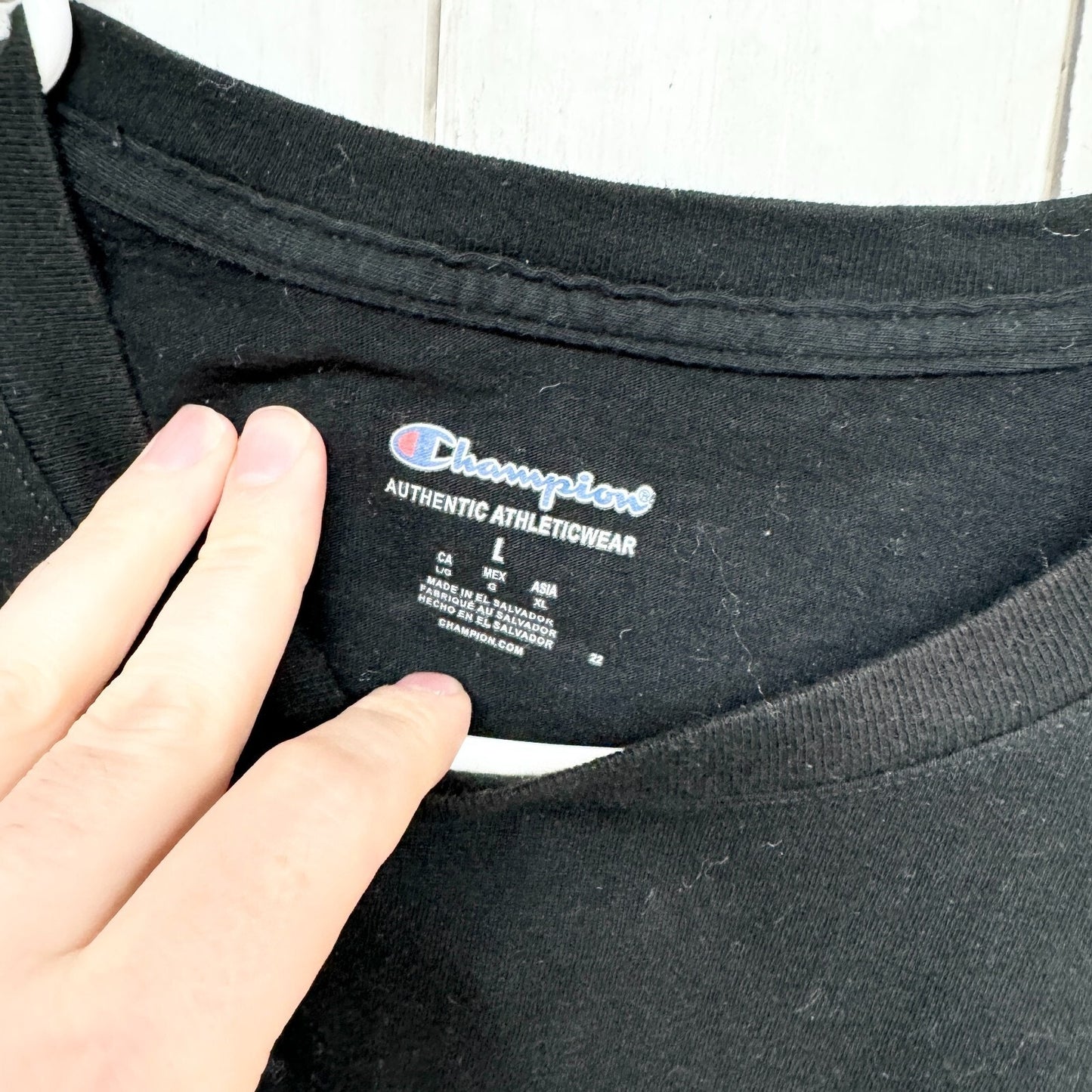 CHAMPION Unisex Size Large Black Short Sleeve Graphic Logo Cotton T Shirt Casual