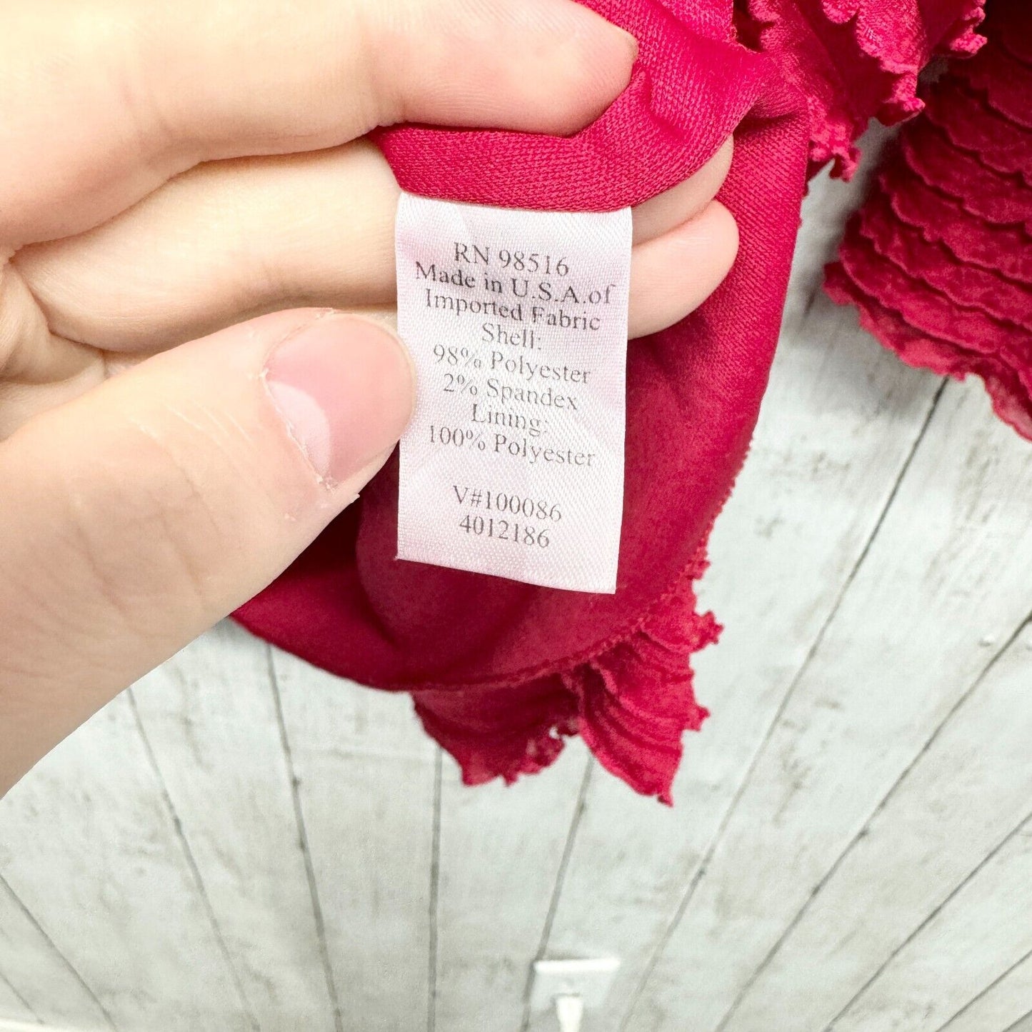 COLDWATER CREEK Blouse Women Size S Red Ruffled Pleated 3/4 Sleeve Wide Neck