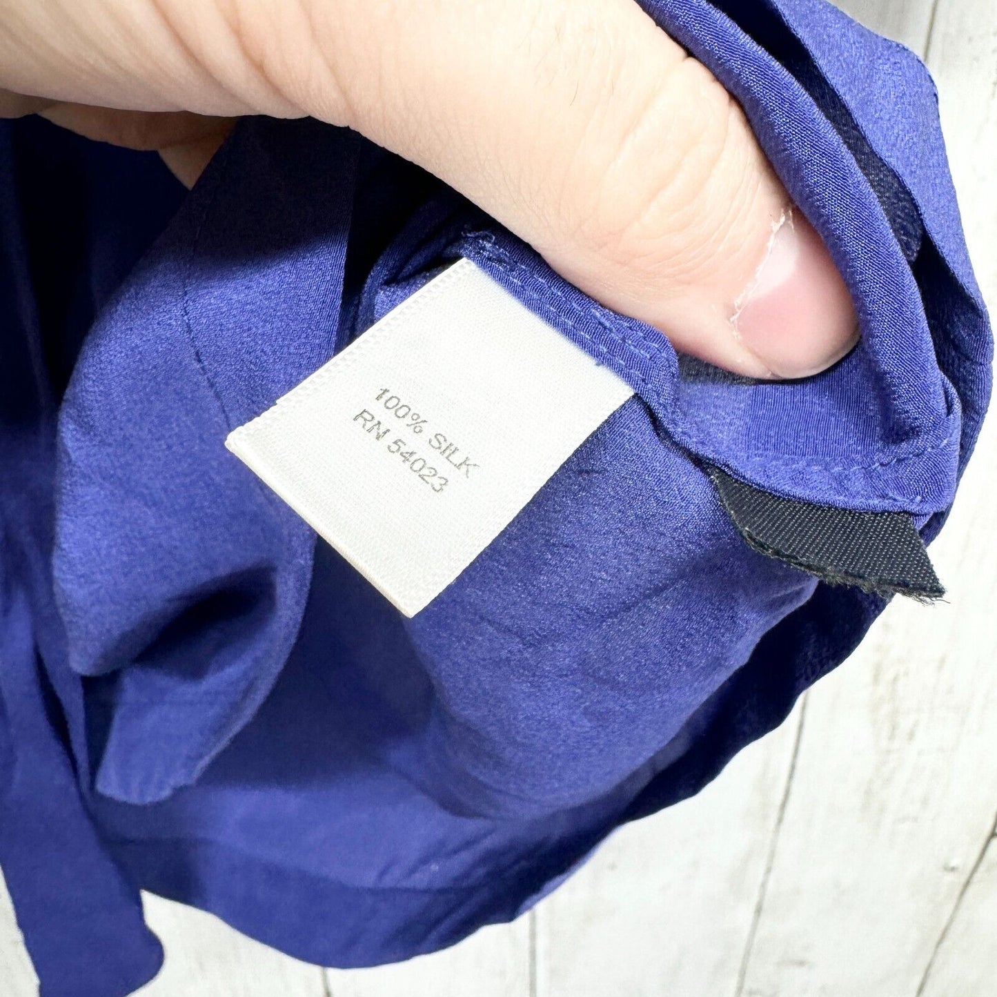 Banana Republic Shirt Women XS Royal Blue 100 Silk Button Up Long Sleeve Classic