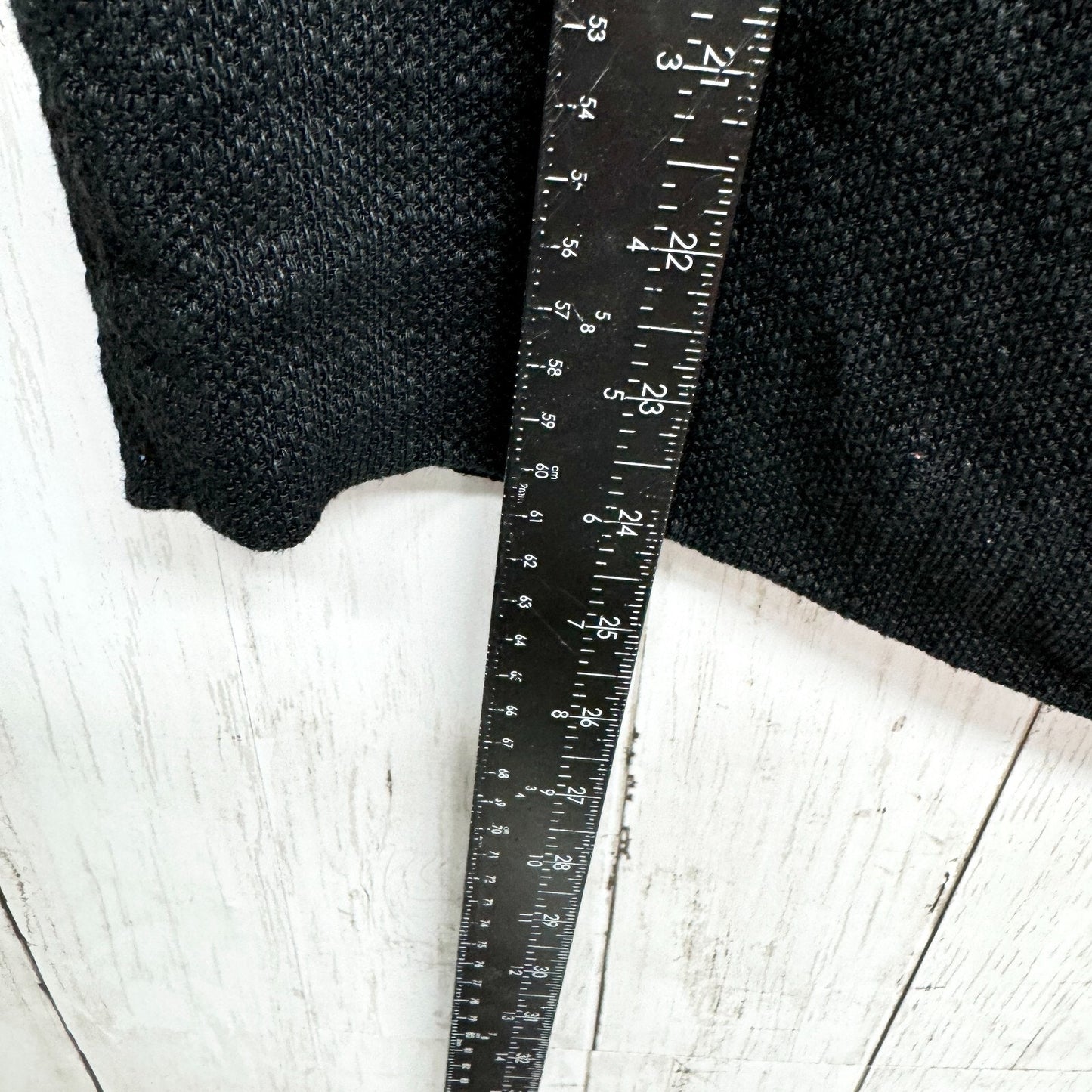Lafayette 148 Skirt Women Size 6 Black Textured Midi Zip Closure Split Back Hem
