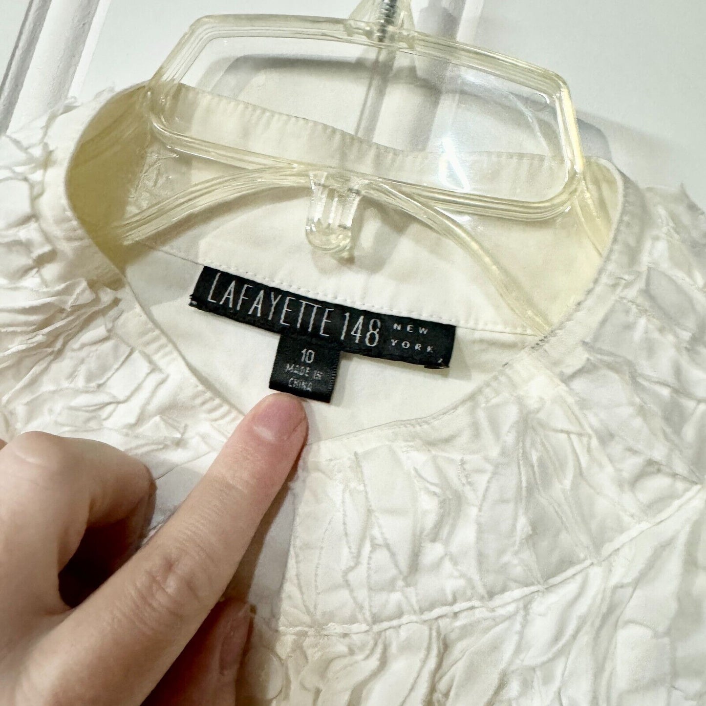 Lafayette 148 Blouse Women Size 10 White Button Up Embroidered Long Sleev Cotton